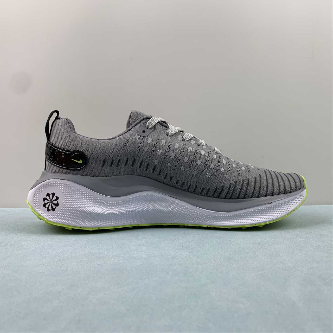 Nike Infinity Run 4 - Cinza