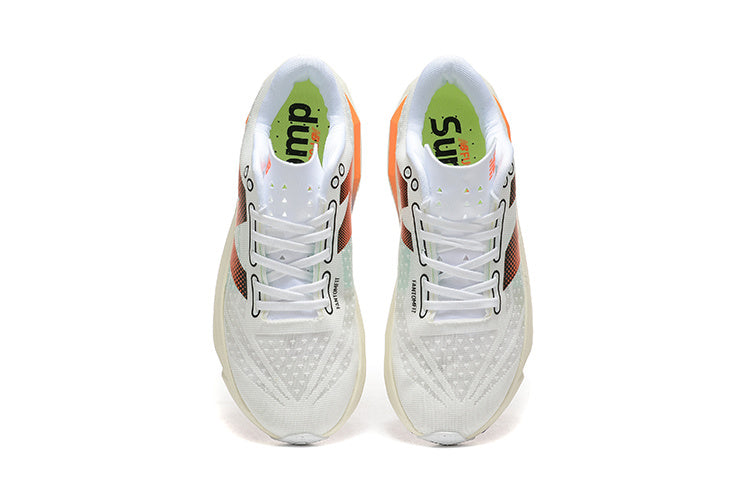 Tênis New Balance Fuelcell Supercomp Elite V4 - Branco/Laranja