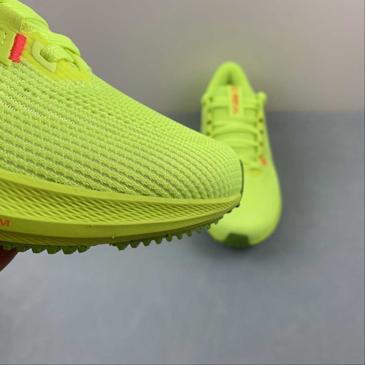 Nike Air Zoom Pegasus 40 - Verde Limão
