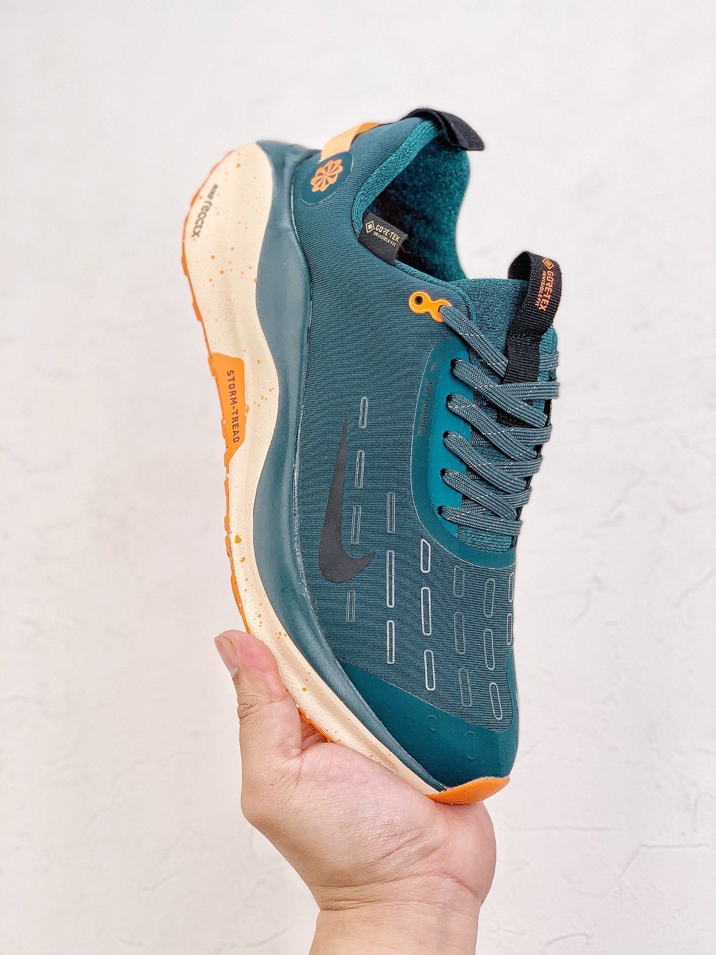 Nike Infinity Run 4 'Goretex' - Verde/Laranja