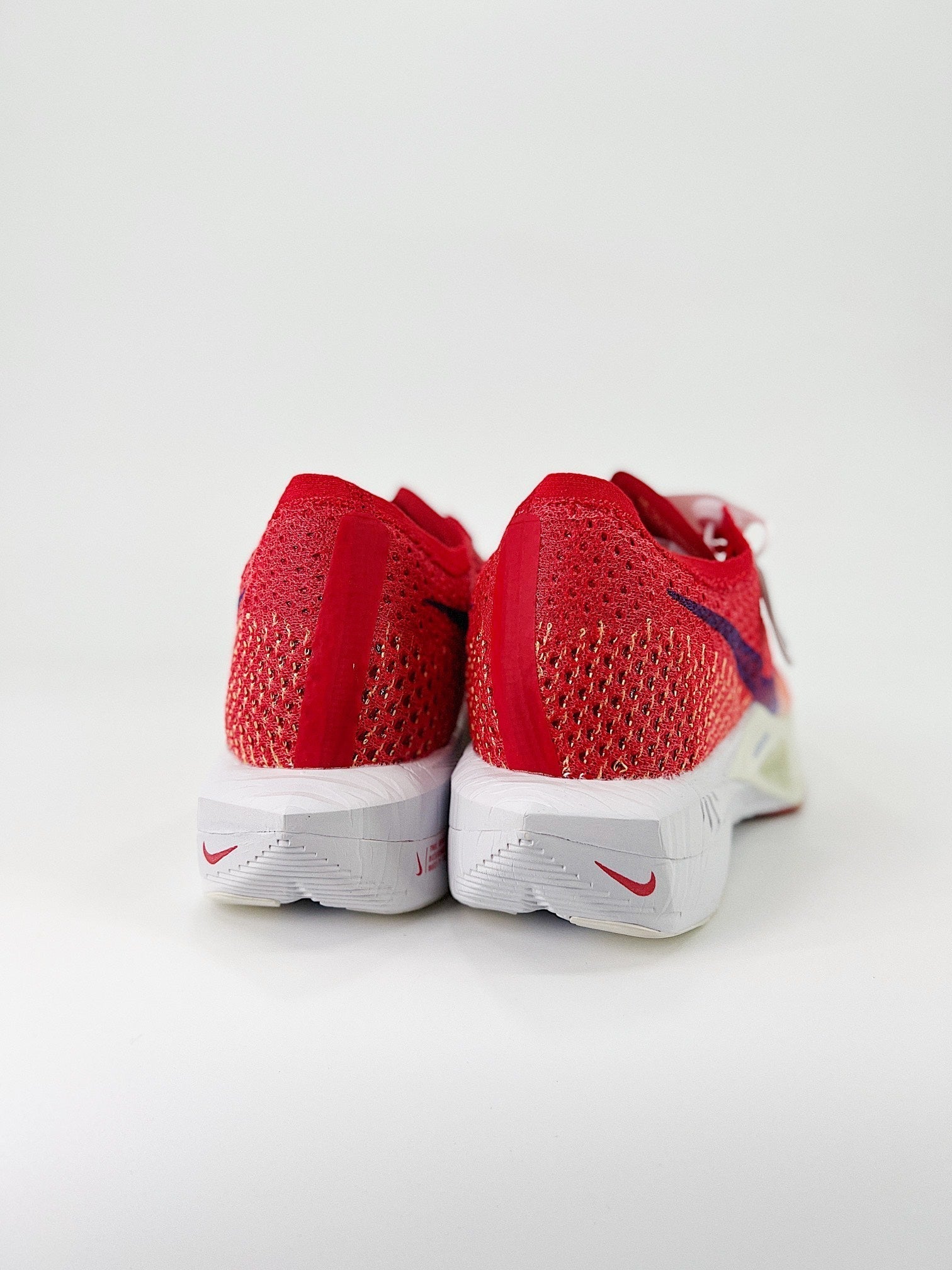Nike Air Zoom X Vaporfly 3 - Vermelho/Branco