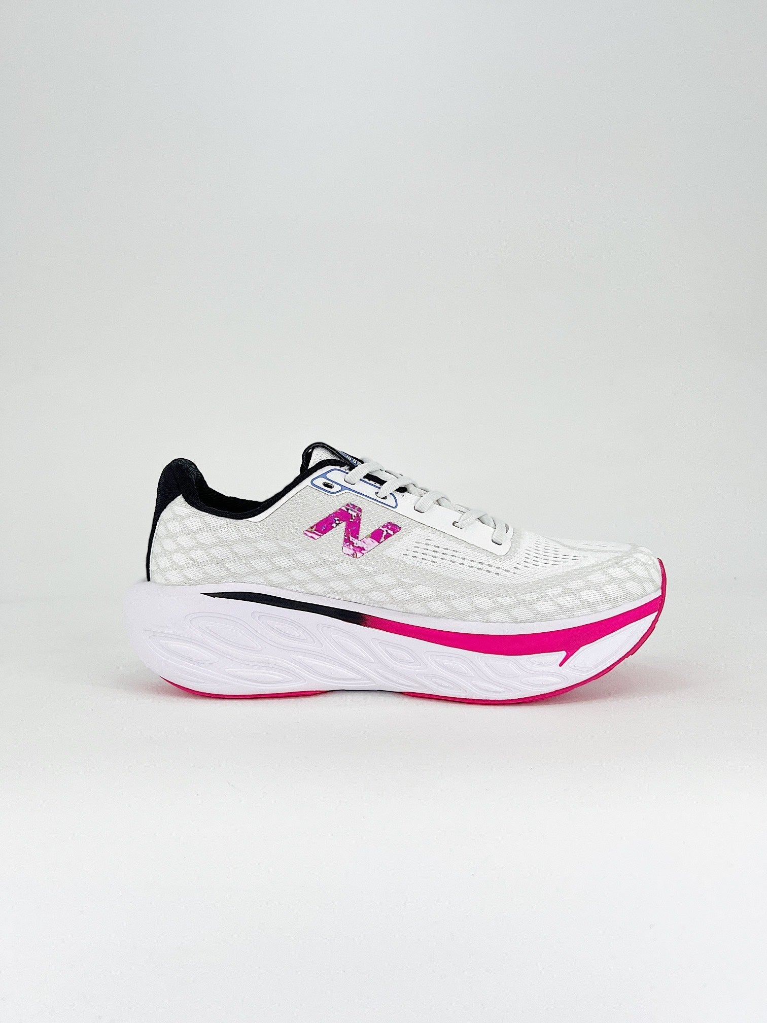 New Balance Fresh Foam X 1080 V14 - Branco/Rosa
