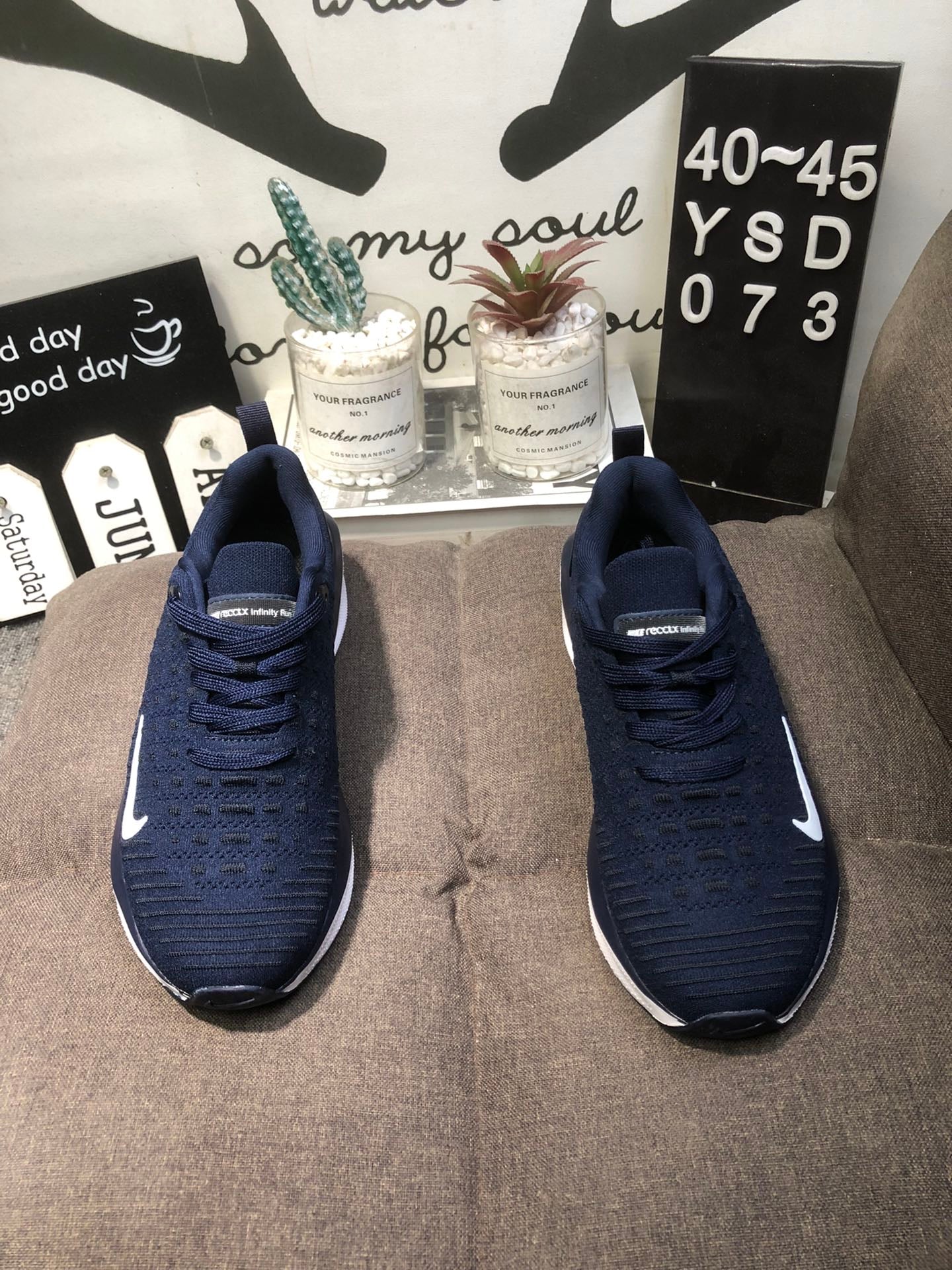 Nike Infinity Run 4 - Preto/Branco