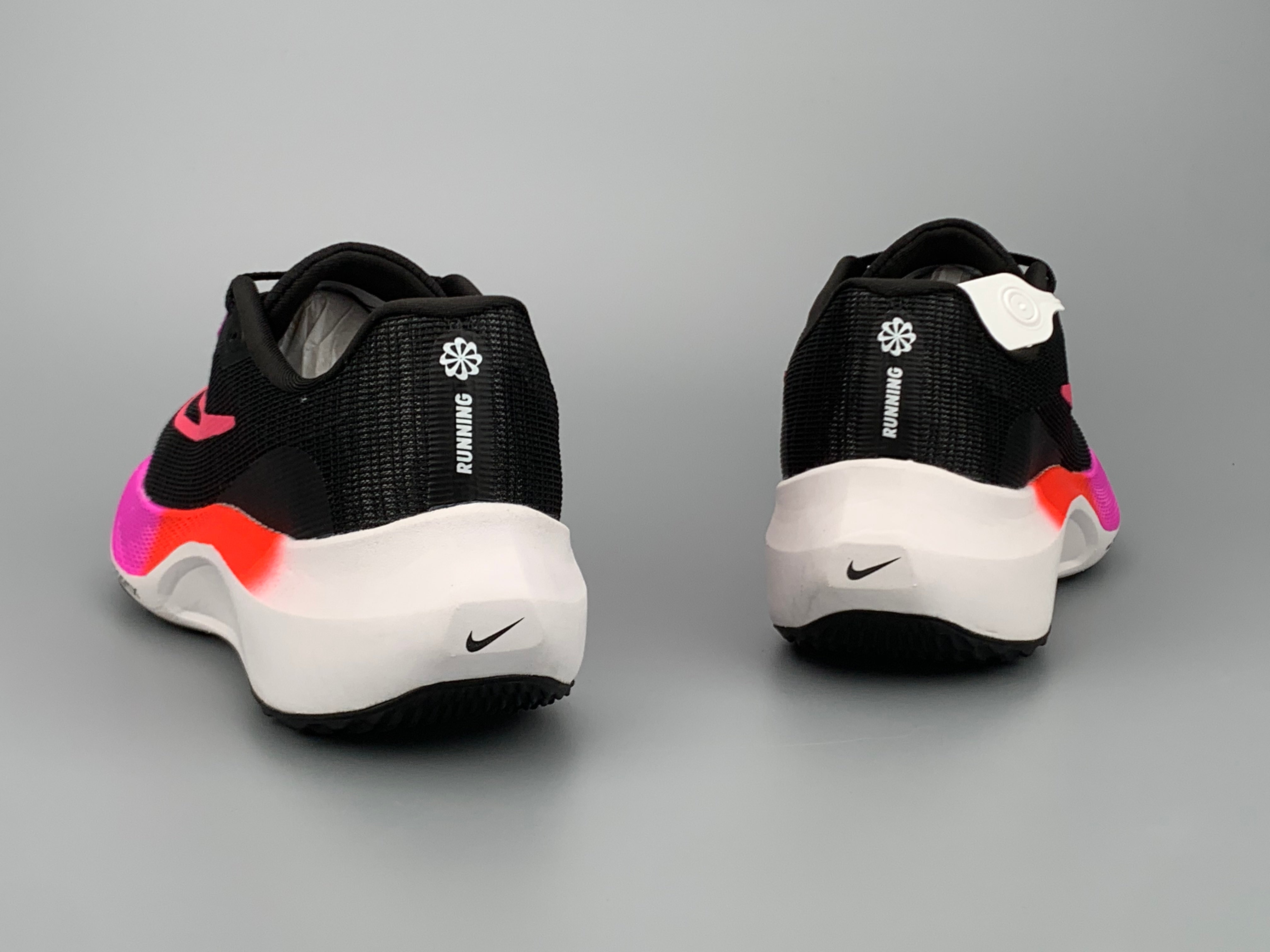 Nike Air ZoomX Fly 5 - Preto/Rosa/Branco