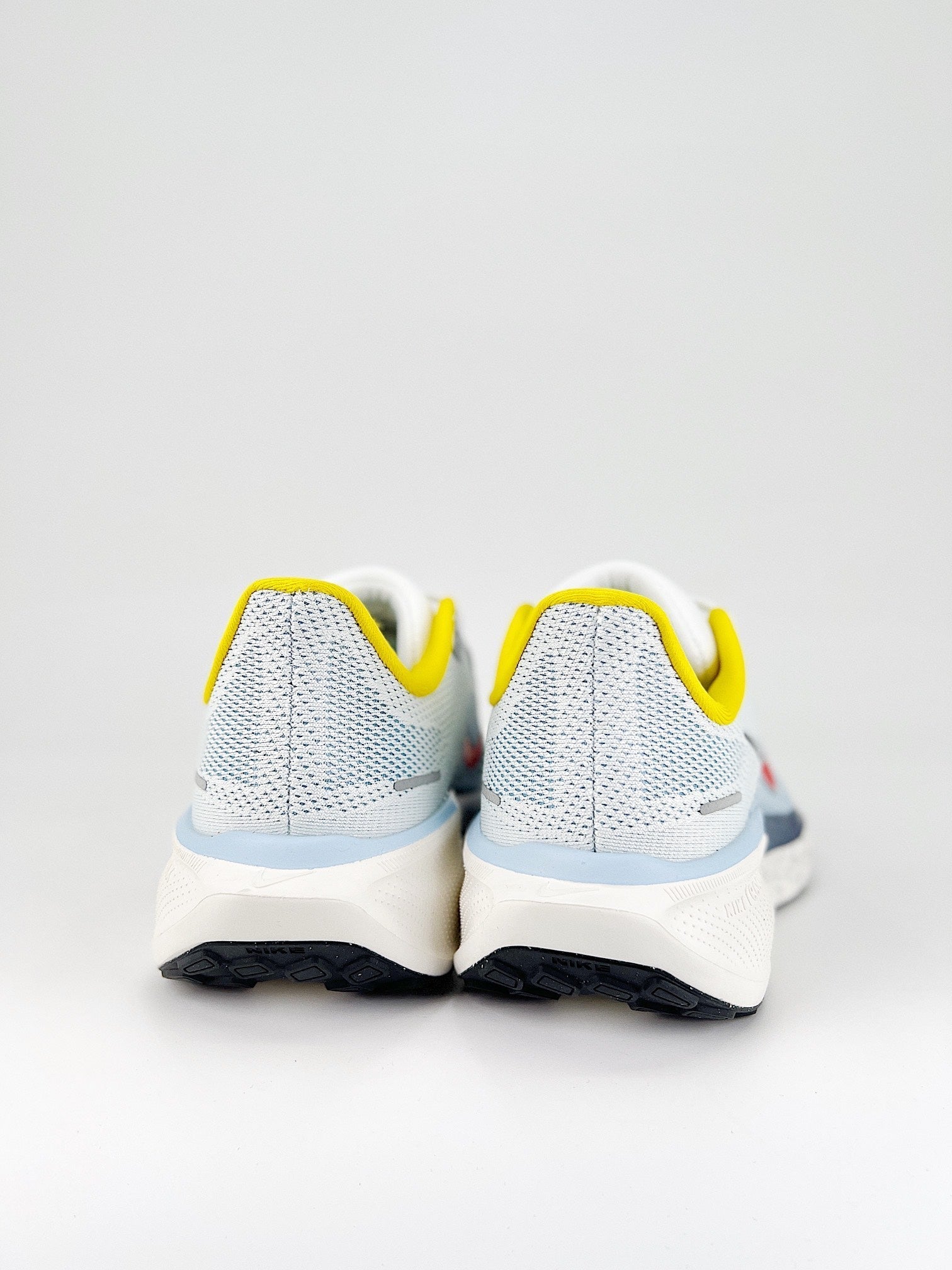 Nike Pegasus 41 - Branco/Azul