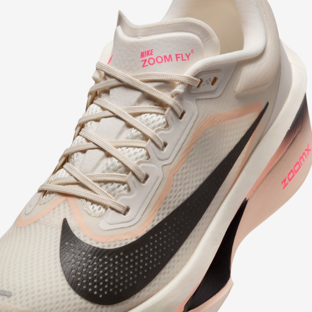 Nike Zoom Fly 6 Bege