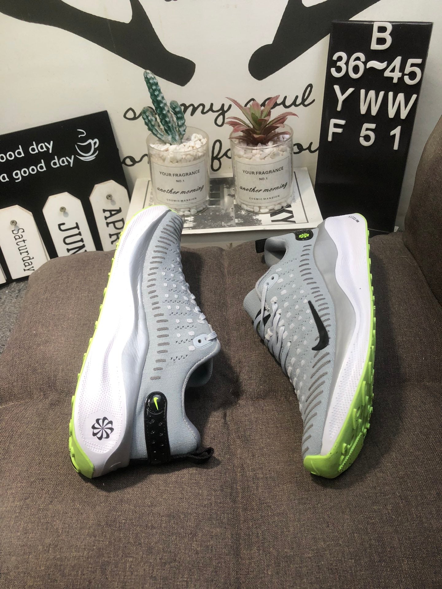Nike Infinity Run 4 - CInza/Branco 2