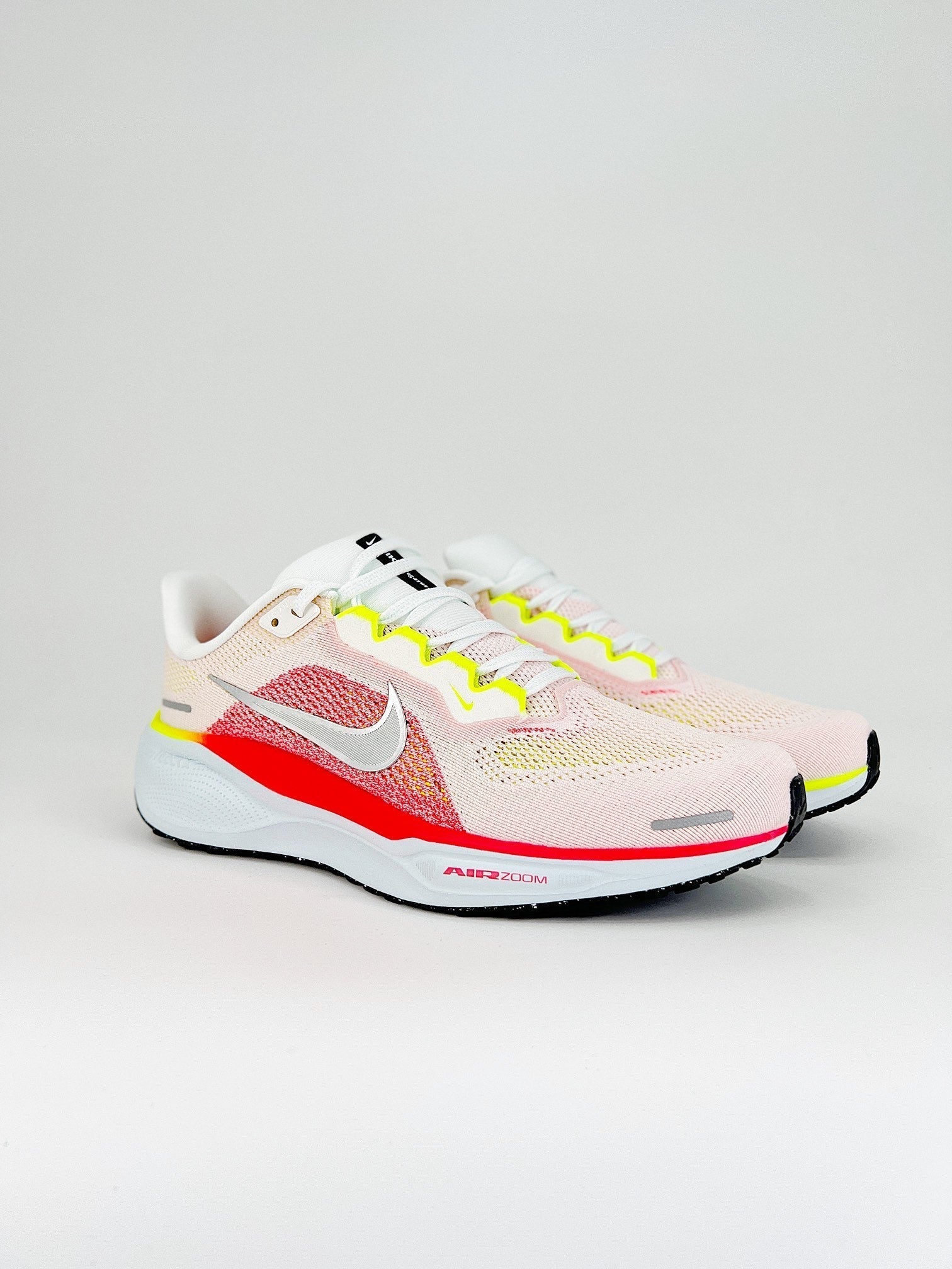 Nike Pegasus 41 - Branco/Vermelho