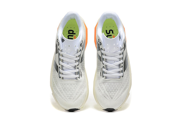 Tênis New Balance Fuelcell Supercomp Elite V4 - Branco/Cinza