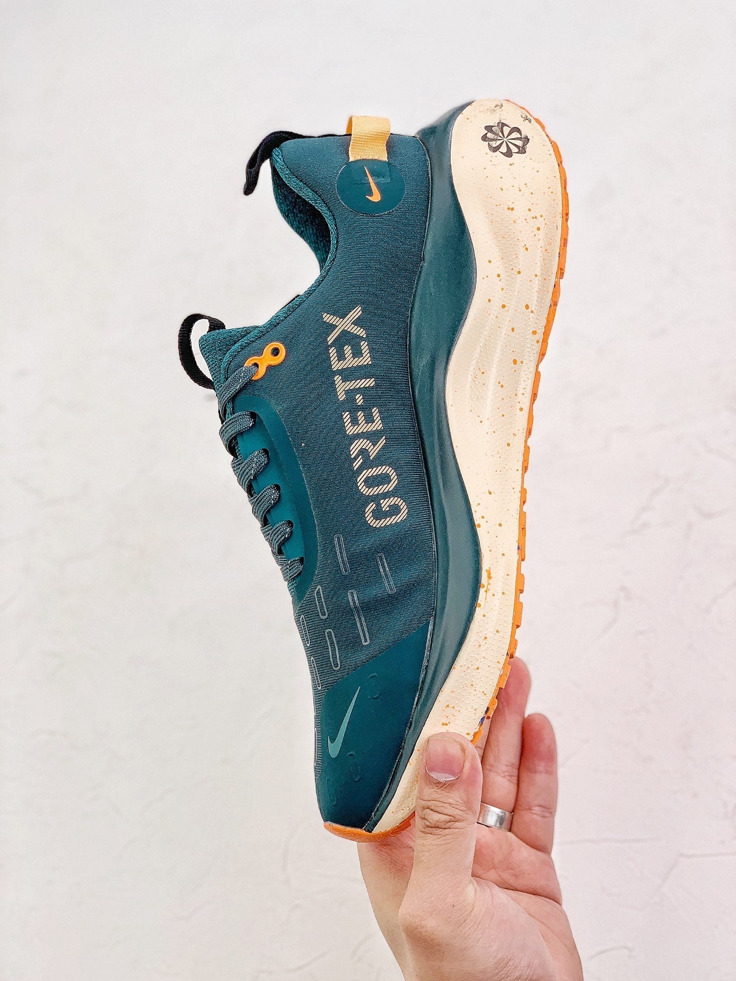 Nike Infinity Run 4 'Goretex' - Verde/Laranja