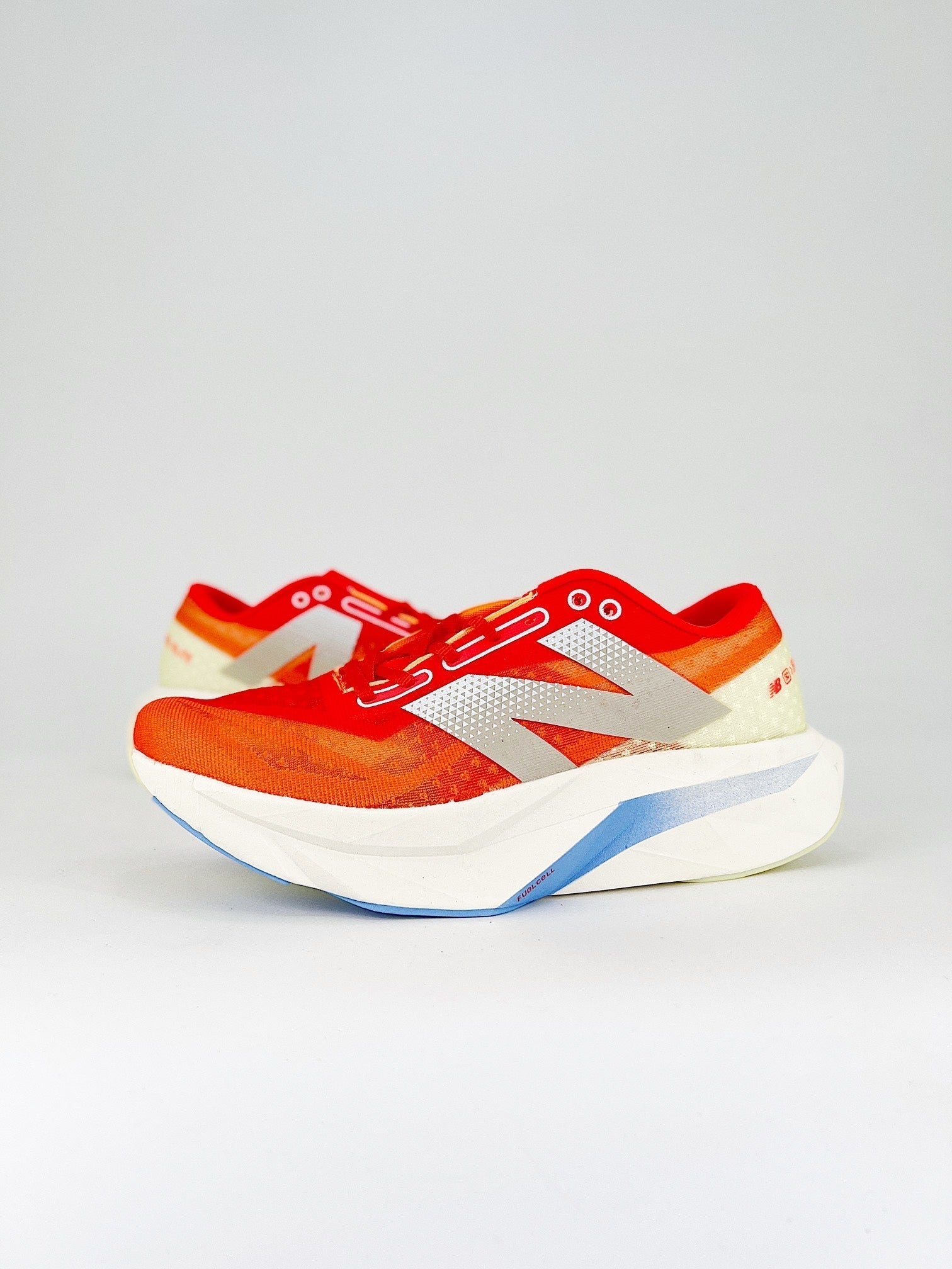 Tênis New Balance Fuelcell Supercomp Elite V4 - Vermelho/Laranja