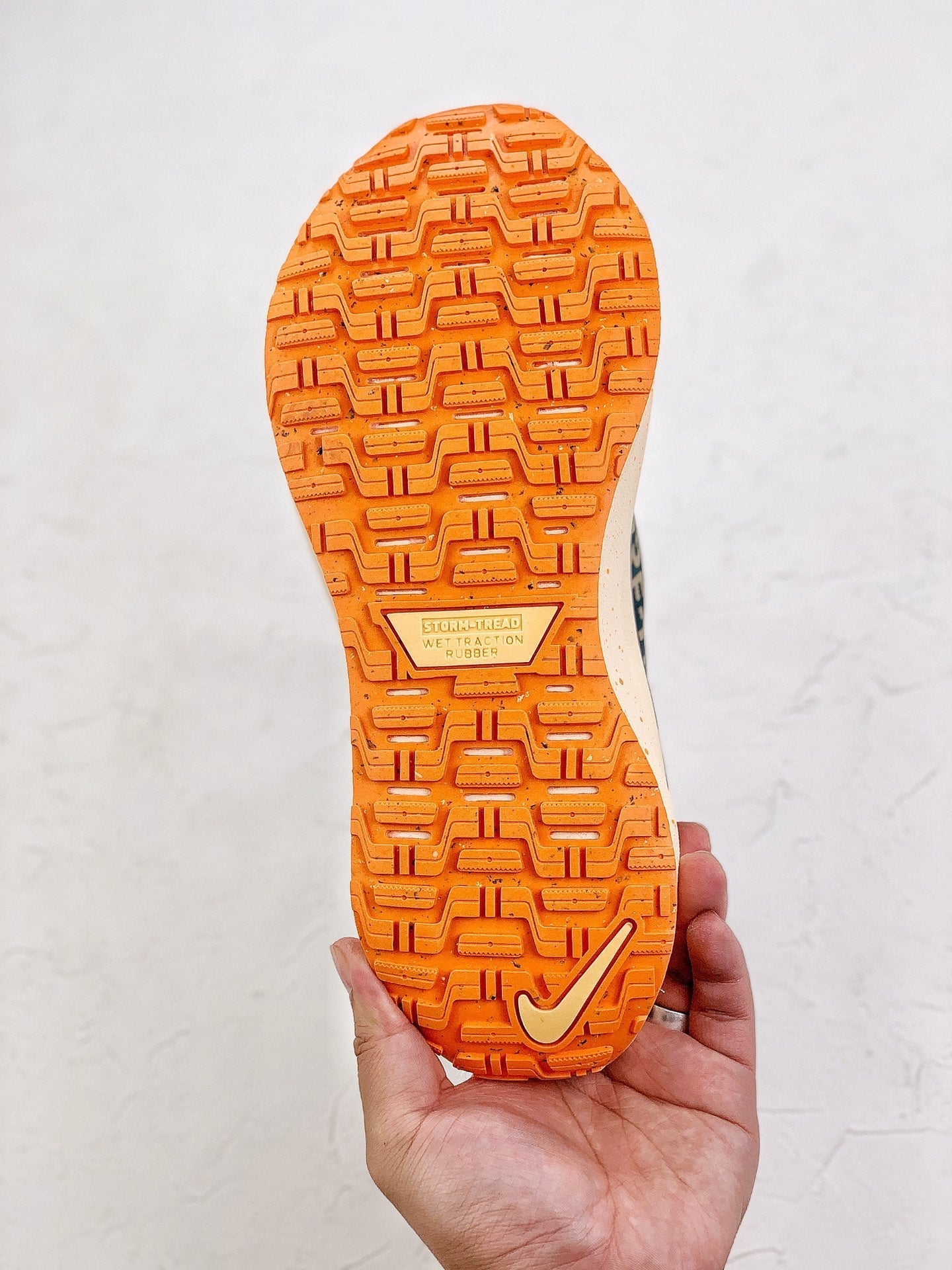 Nike Infinity Run 4 'Goretex' - Verde/Laranja