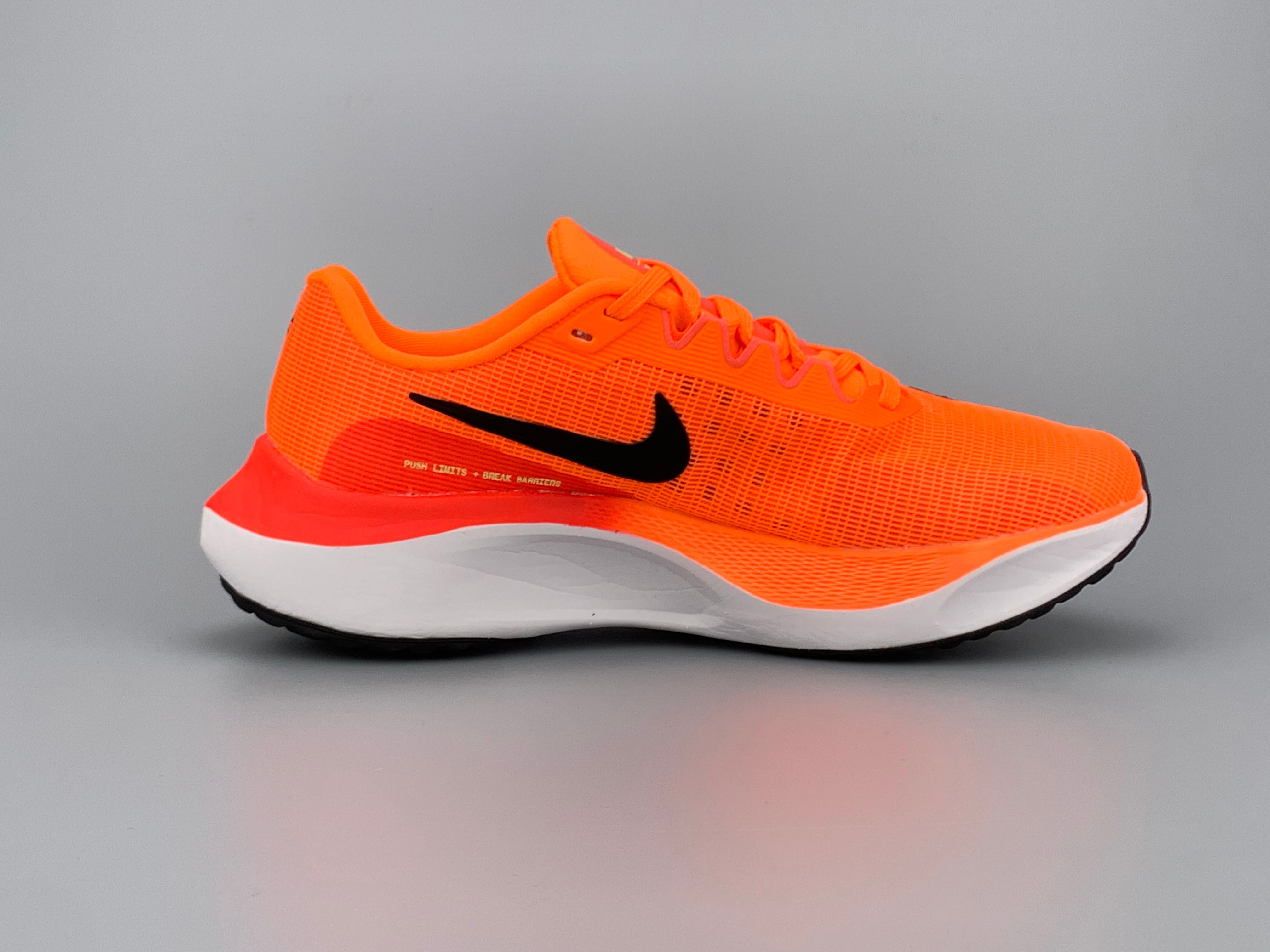 Nike Air ZoomX Fly 5 - Laranja/Branco