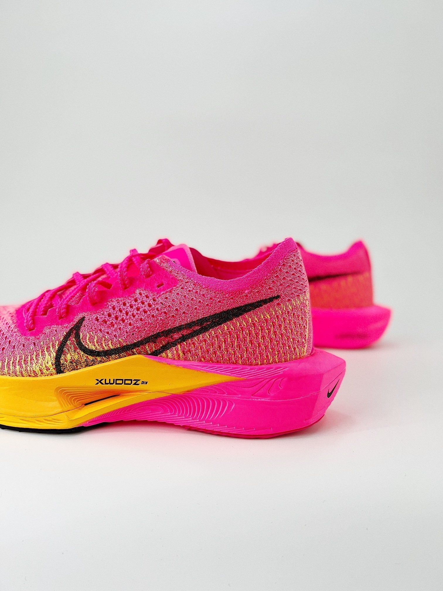 Nike Air Zoom X Vaporfly 3 - Rosa/Laranja