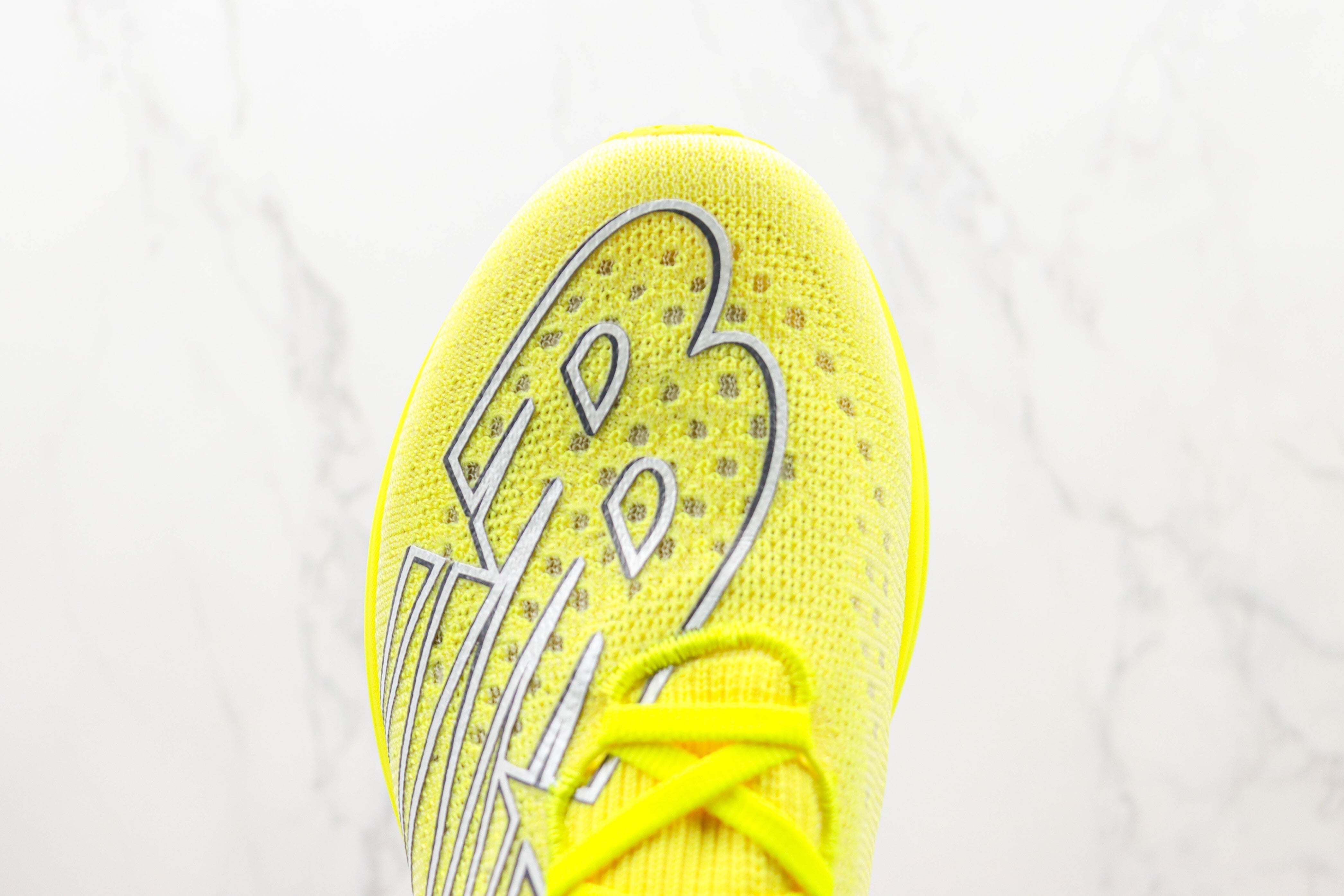 Tênis New Balance Fuelcell Supercomp Elite V3 - Amarelo