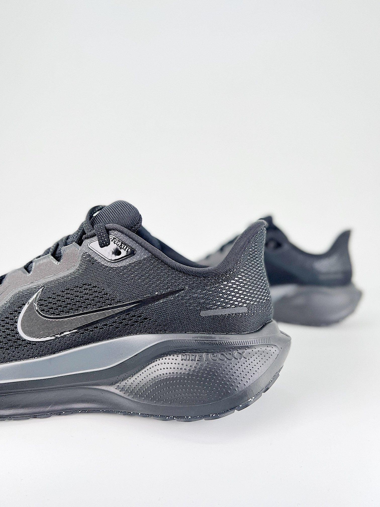 Nike Pegasus 41 - Preto/Cinza