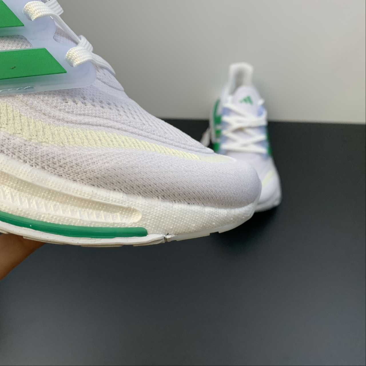 Adidas Ultraboost Light 23 - Cinza/Verde