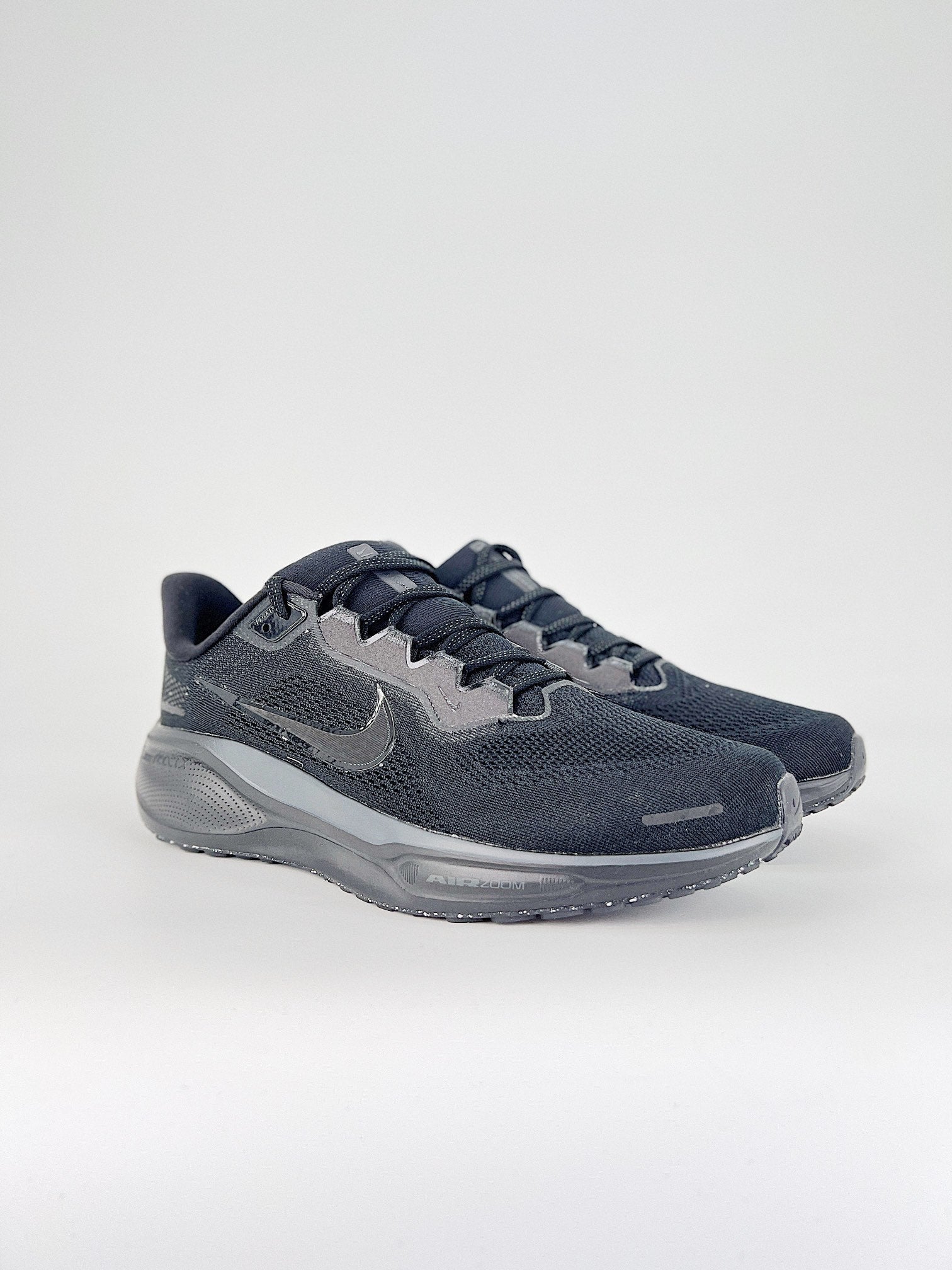 Nike Pegasus 41 - Preto/Cinza