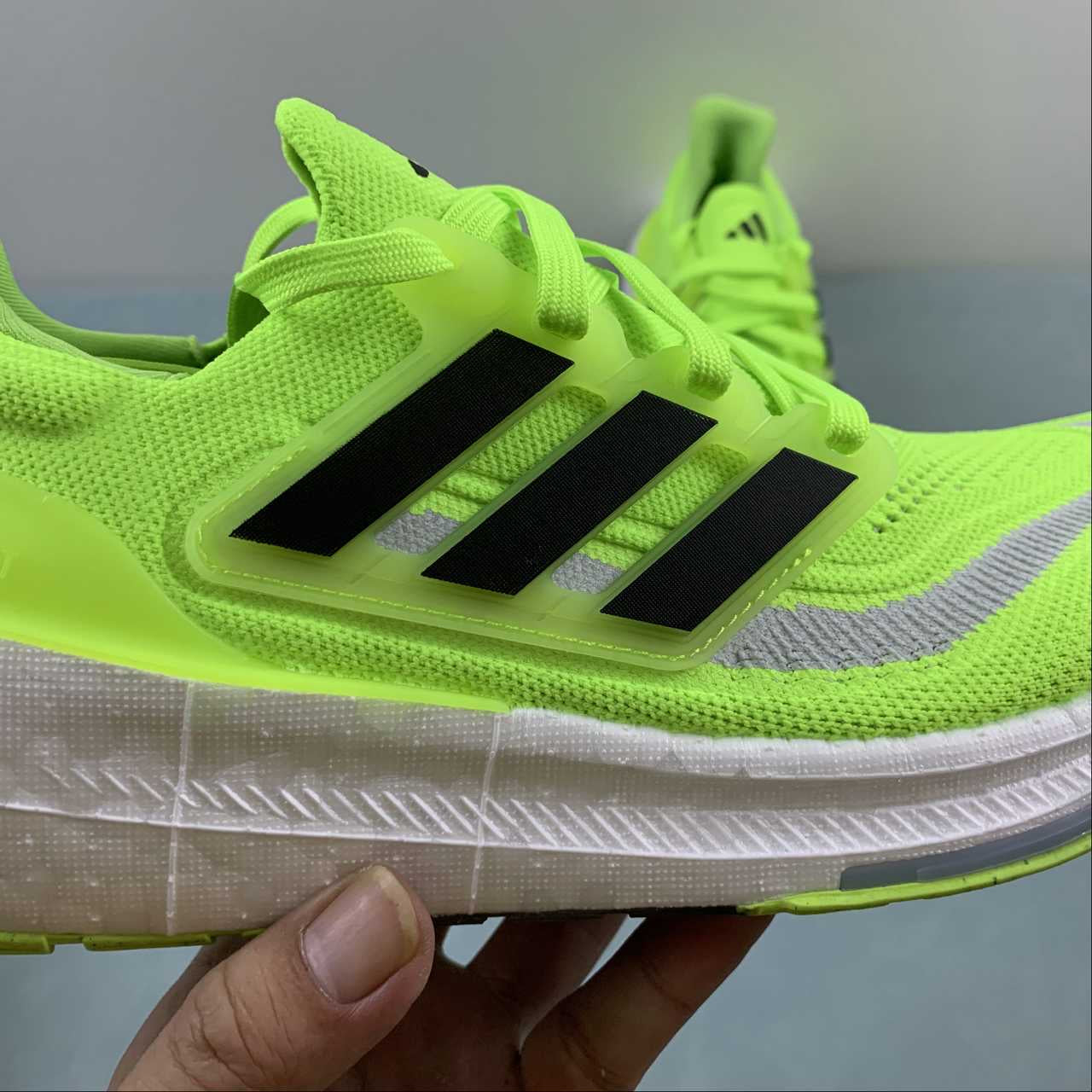 Adidas Ultraboost Light 23 - Verde Fluorescente