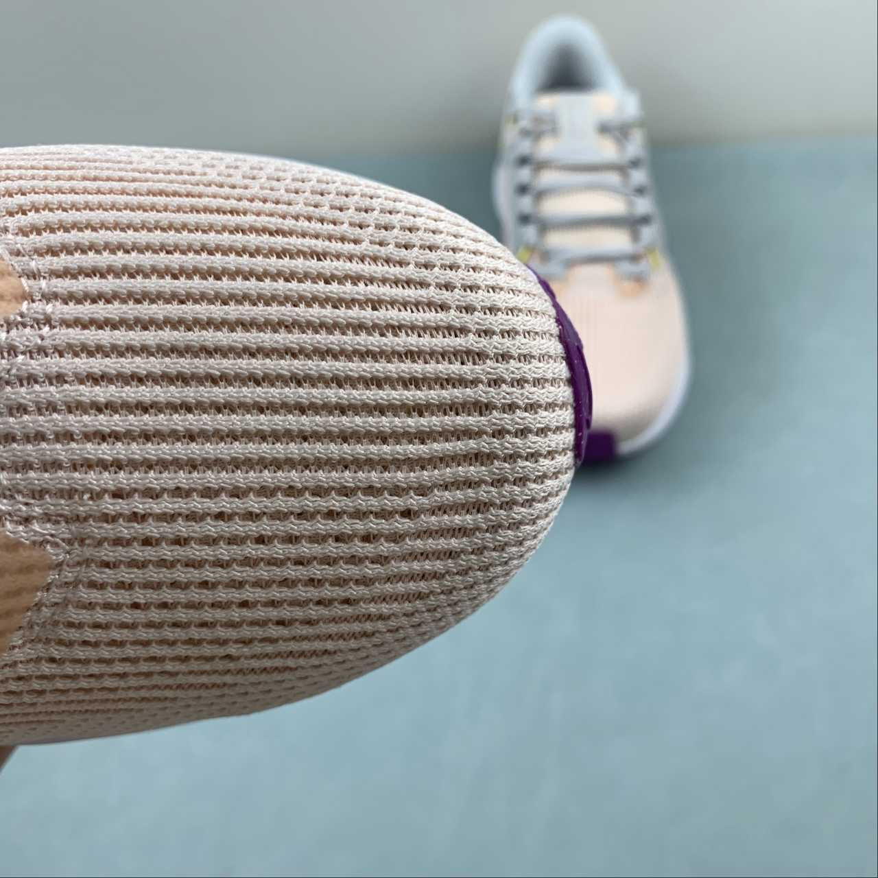 Nike Air Zoom Pegasus 40 - Bege/Roxo