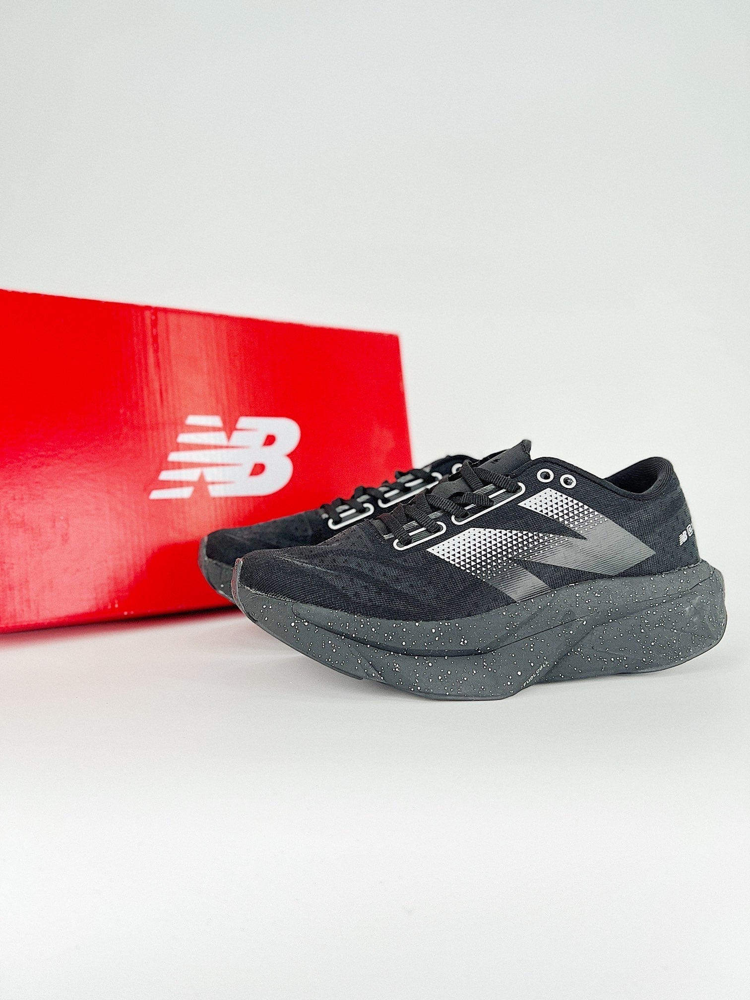 Tênis New Balance Fuelcell Supercomp Elite V4 - Preto