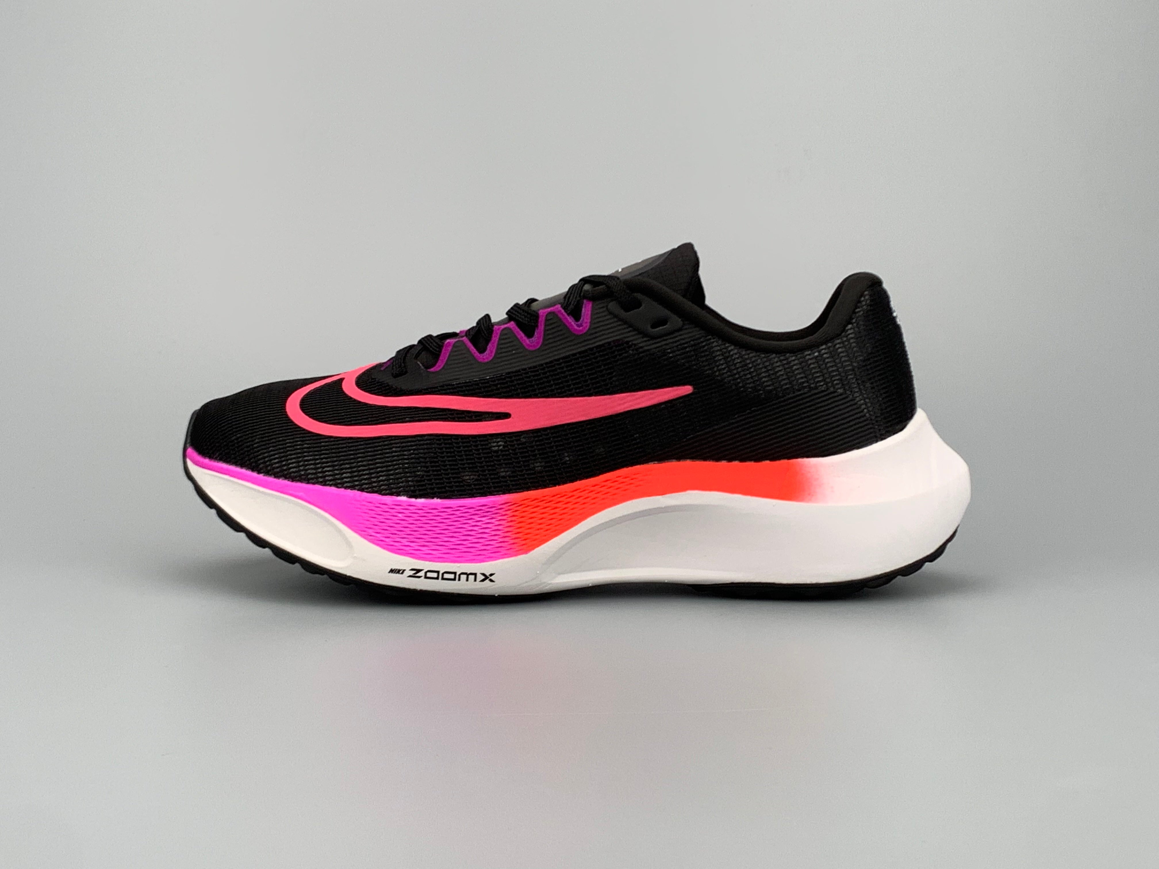 Nike Air ZoomX Fly 5 - Preto/Rosa/Branco