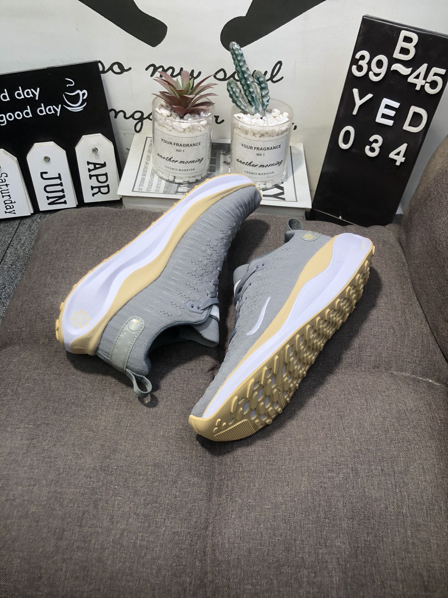 Nike Infinity Run 4 - Cinza/Laranja