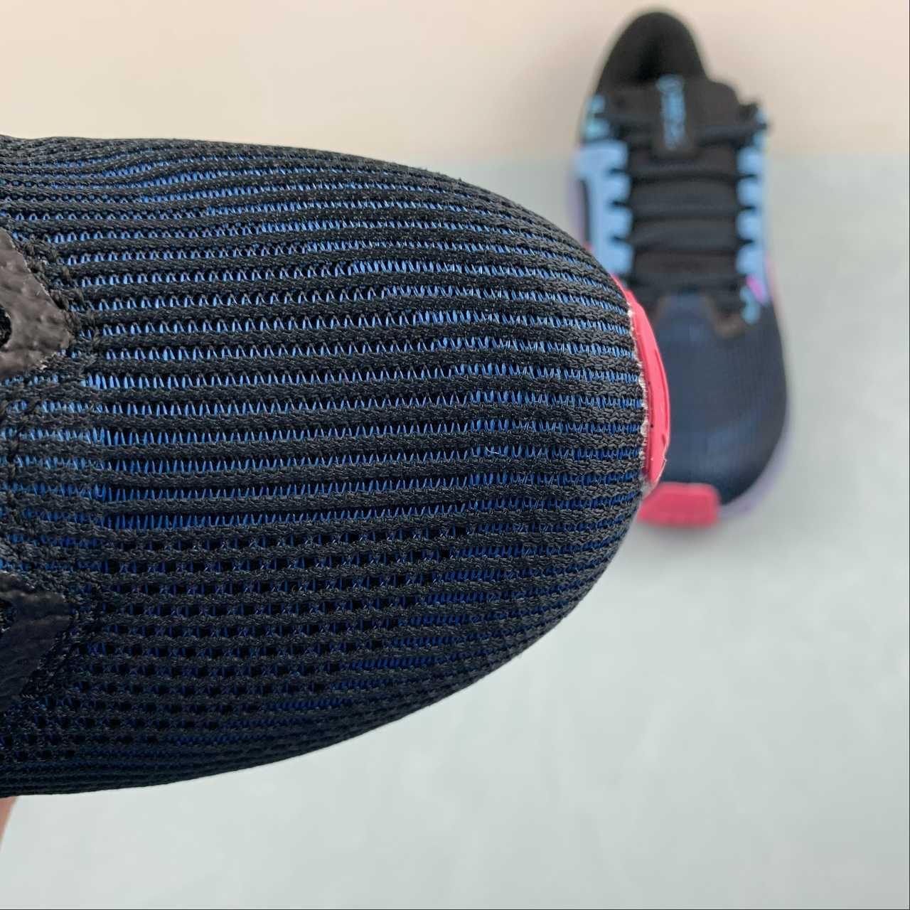 Nike Air Zoom Pegasus 40 - Preto/Azul/Rosa