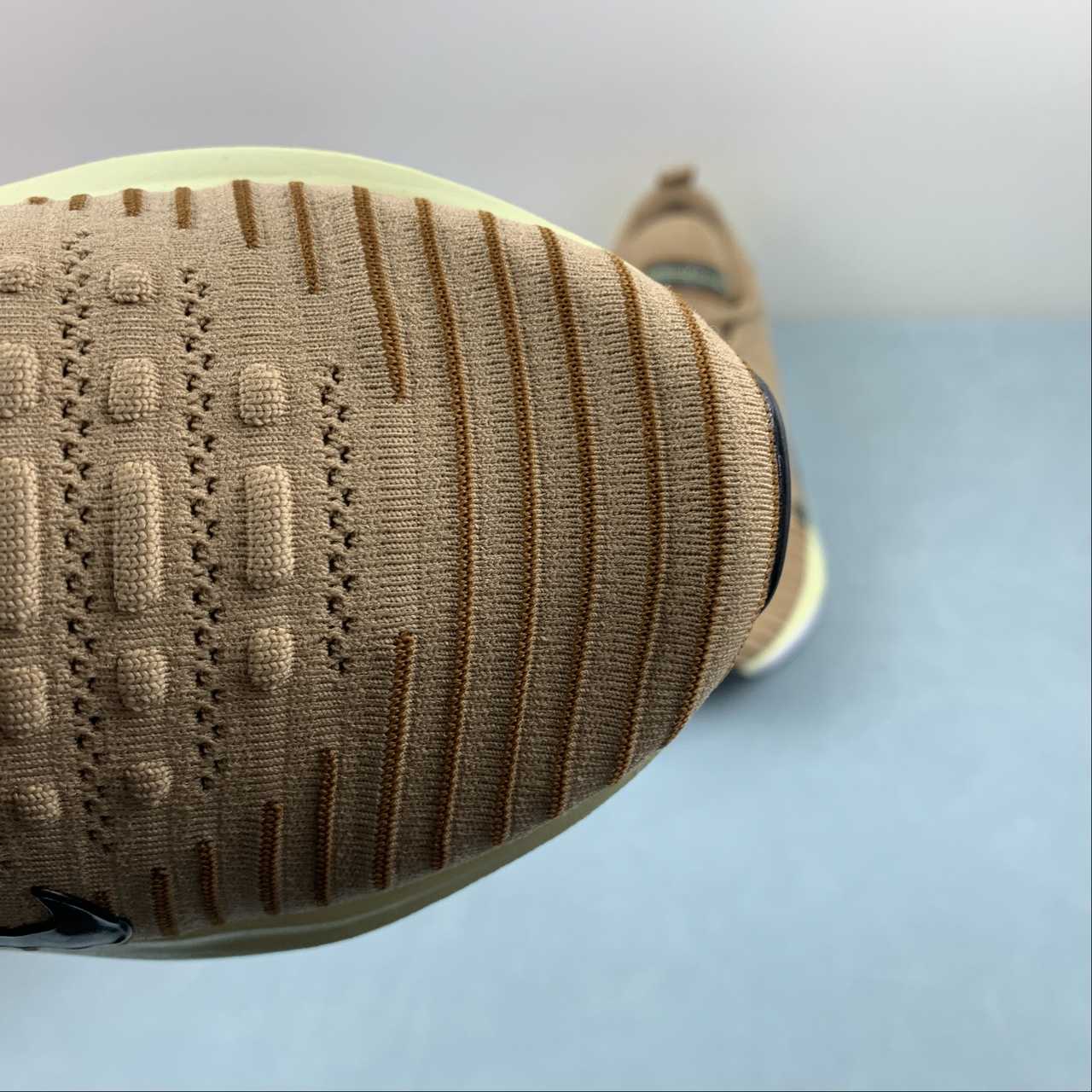 Nike Infinity Run 4 - Marrom/Branco