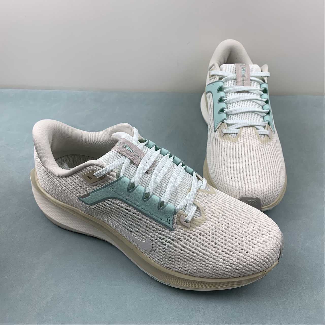 Nike Air Zoom Pegasus 40 - Branco/Azul Claro