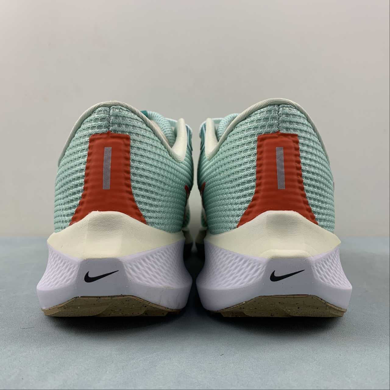 Nike Air Zoom Pegasus 40 - Azul Claro