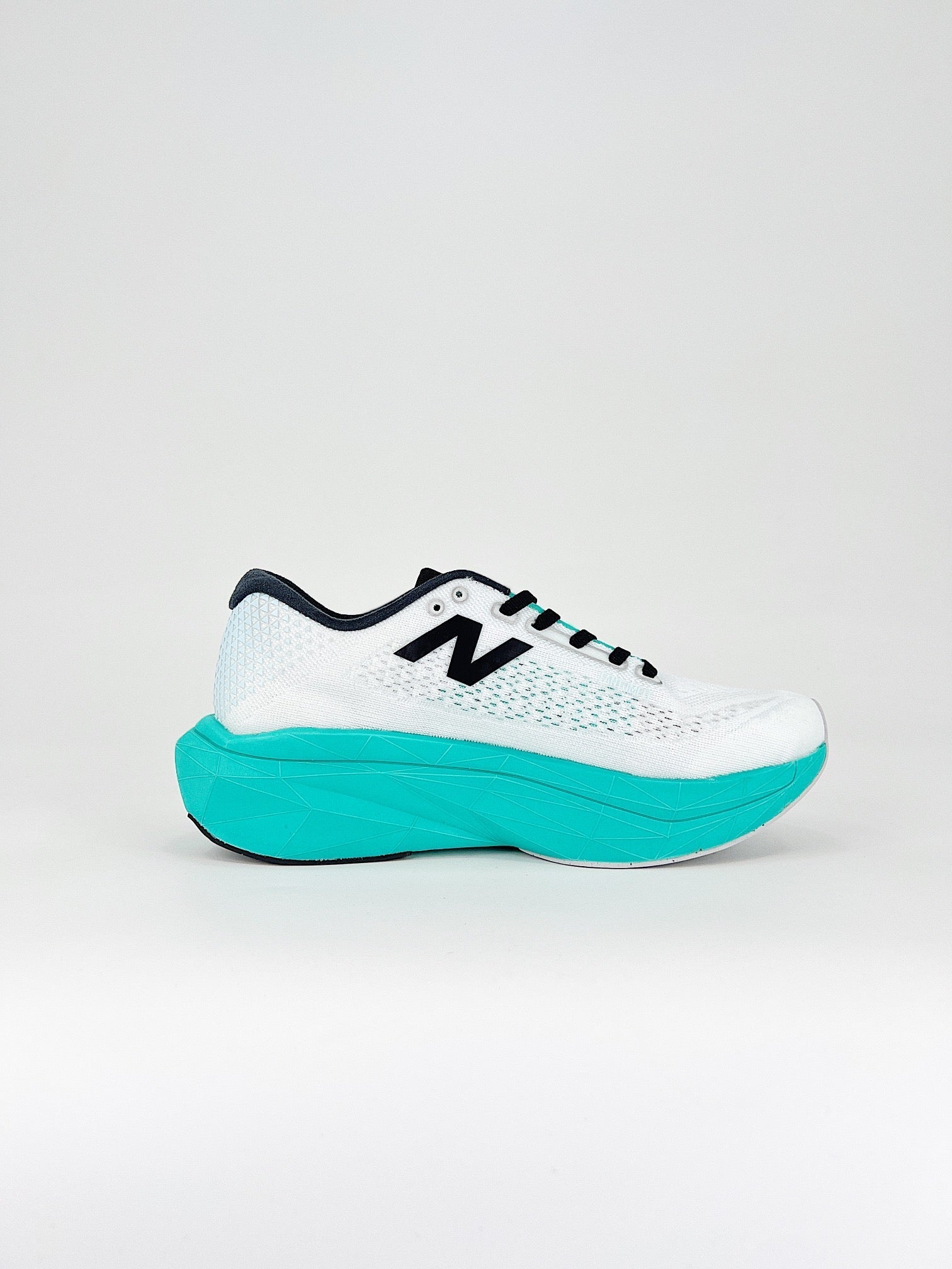 Tênis New Balance Fuelcell Supercomp Trainer V3 - Turquesa/Branco