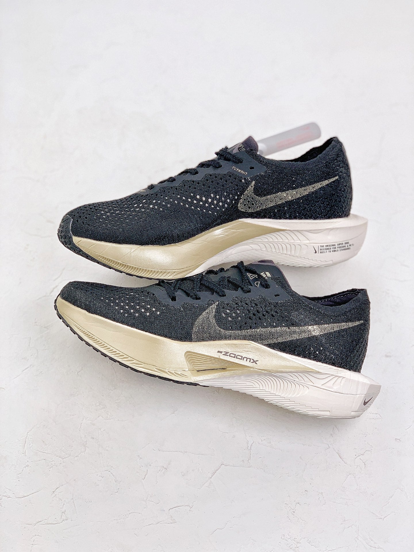 Nike Air Zoom X Vaporfly 3 - Preto/Bege