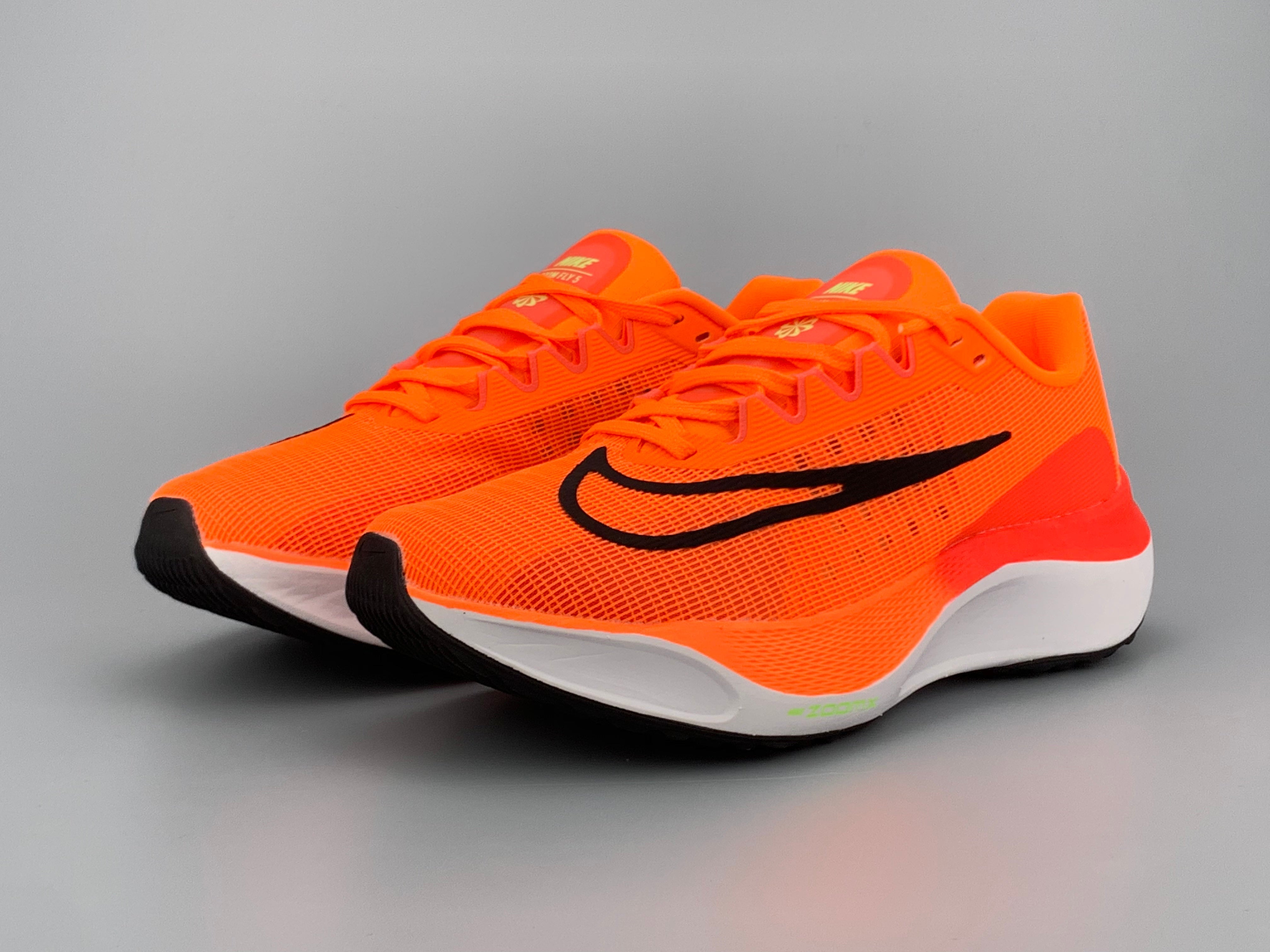 Nike Air ZoomX Fly 5 - Laranja/Branco