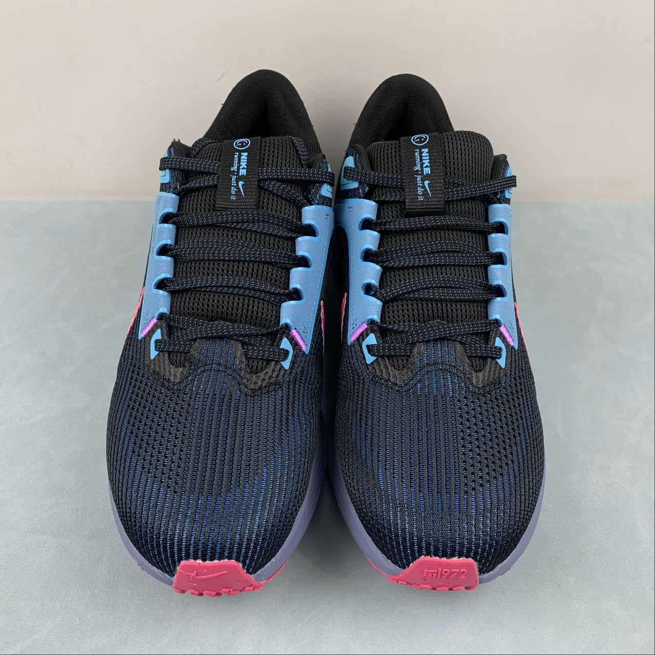 Nike Air Zoom Pegasus 40 - Preto/Azul/Rosa