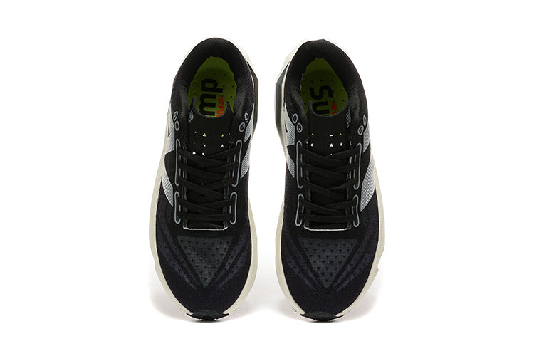 Tênis New Balance Fuelcell Supercomp Elite V4 - Preto/Cinza