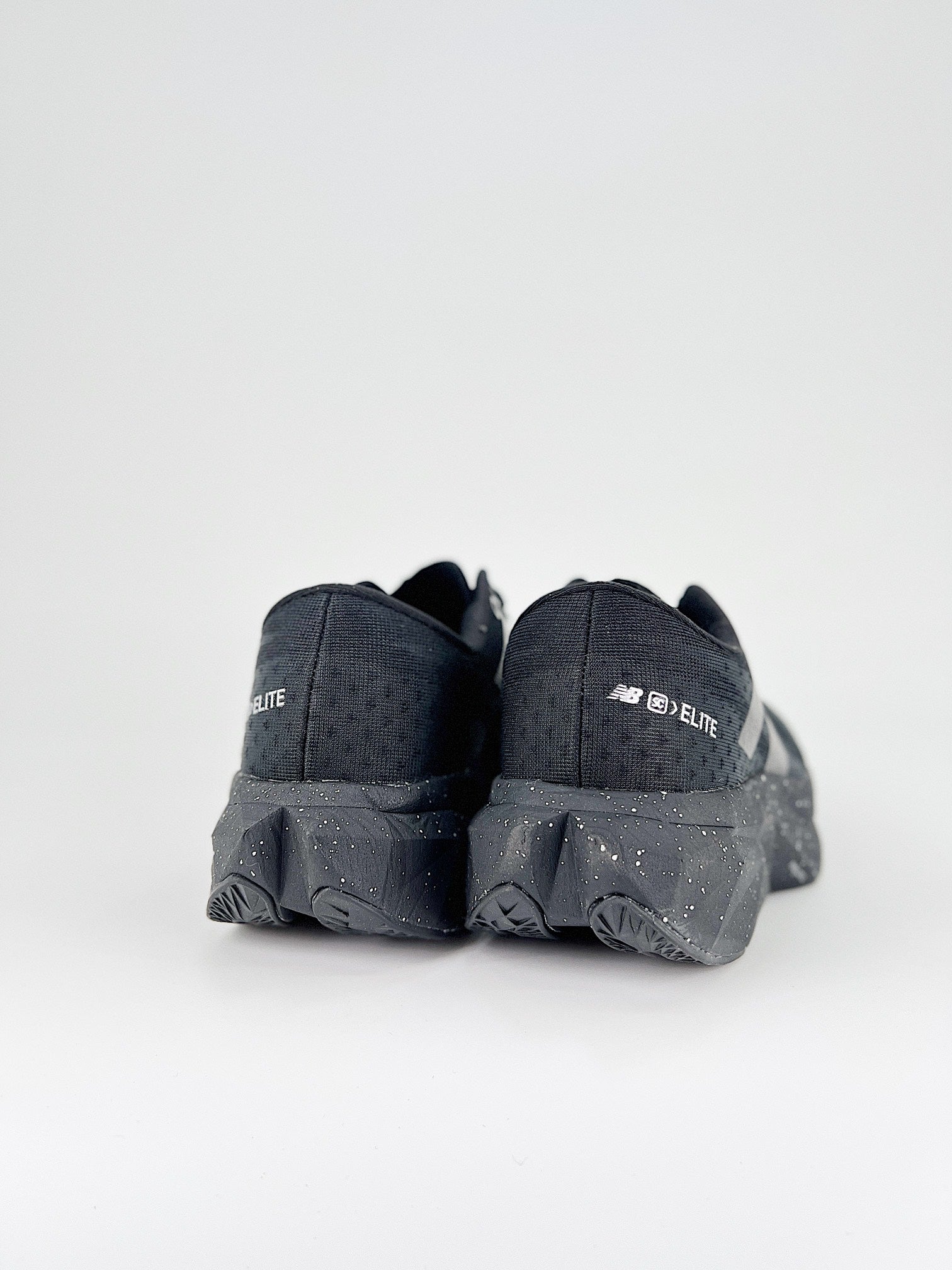 Tênis New Balance Fuelcell Supercomp Elite V4 - Preto