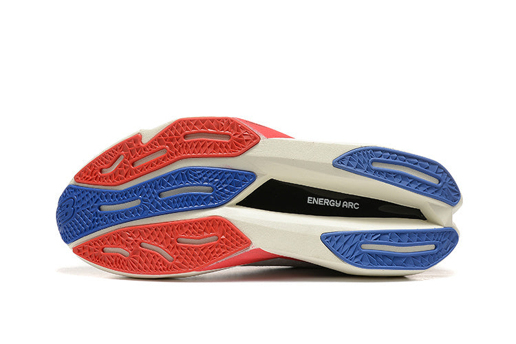Tênis New Balance Fuelcell Supercomp Elite V4 - Preto/Branco/Vermelho