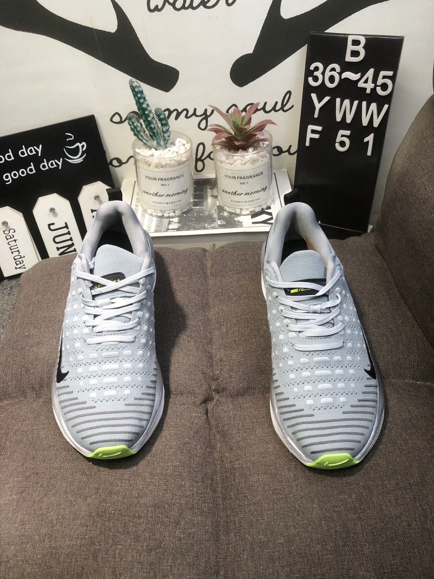 Nike Infinity Run 4 - CInza/Branco 2