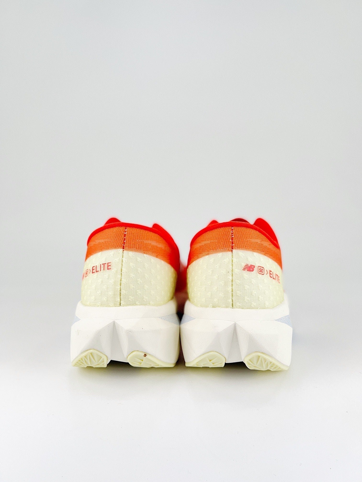 Tênis New Balance Fuelcell Supercomp Elite V4 - Vermelho/Laranja