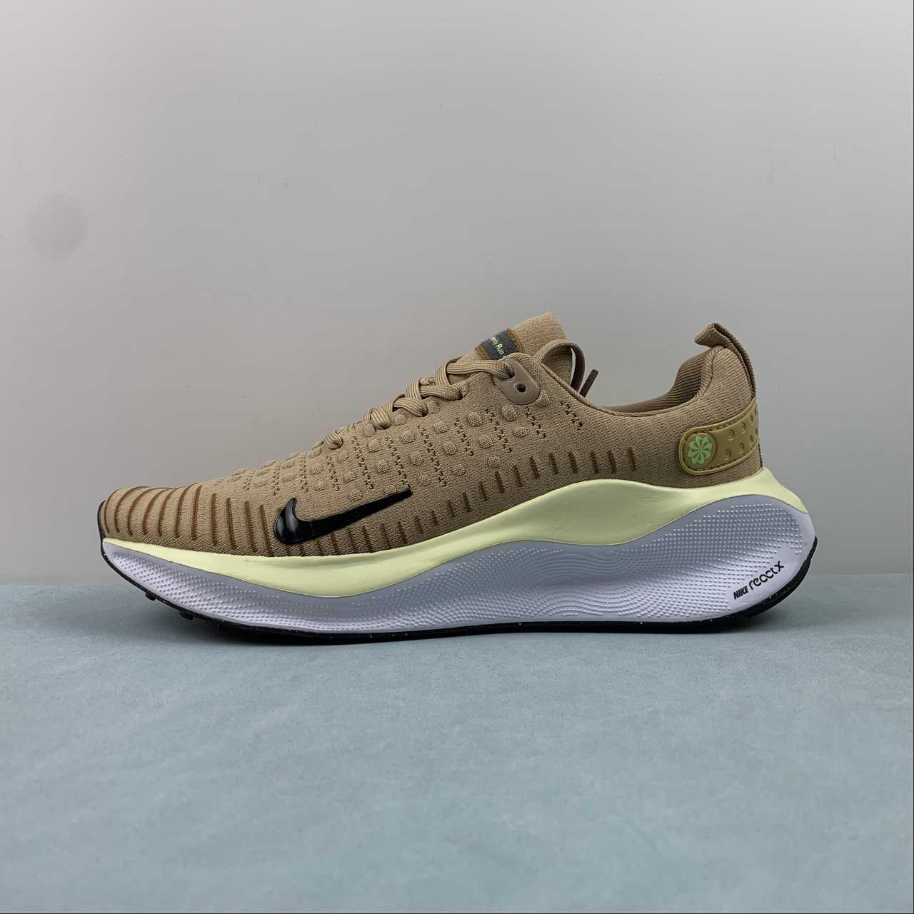 Nike Infinity Run 4 - Marrom/Branco