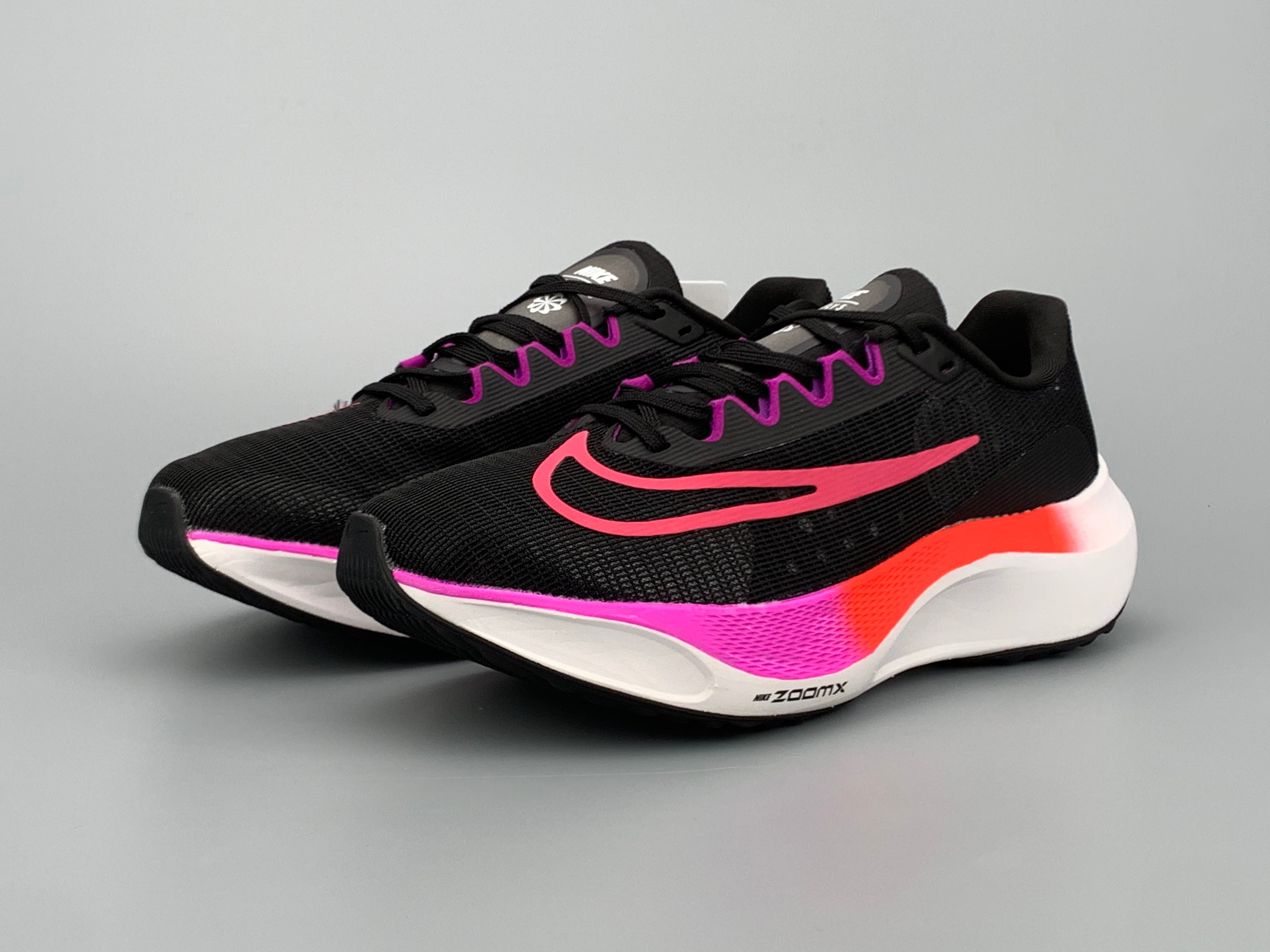 Nike Air ZoomX Fly 5 - Preto/Rosa/Branco