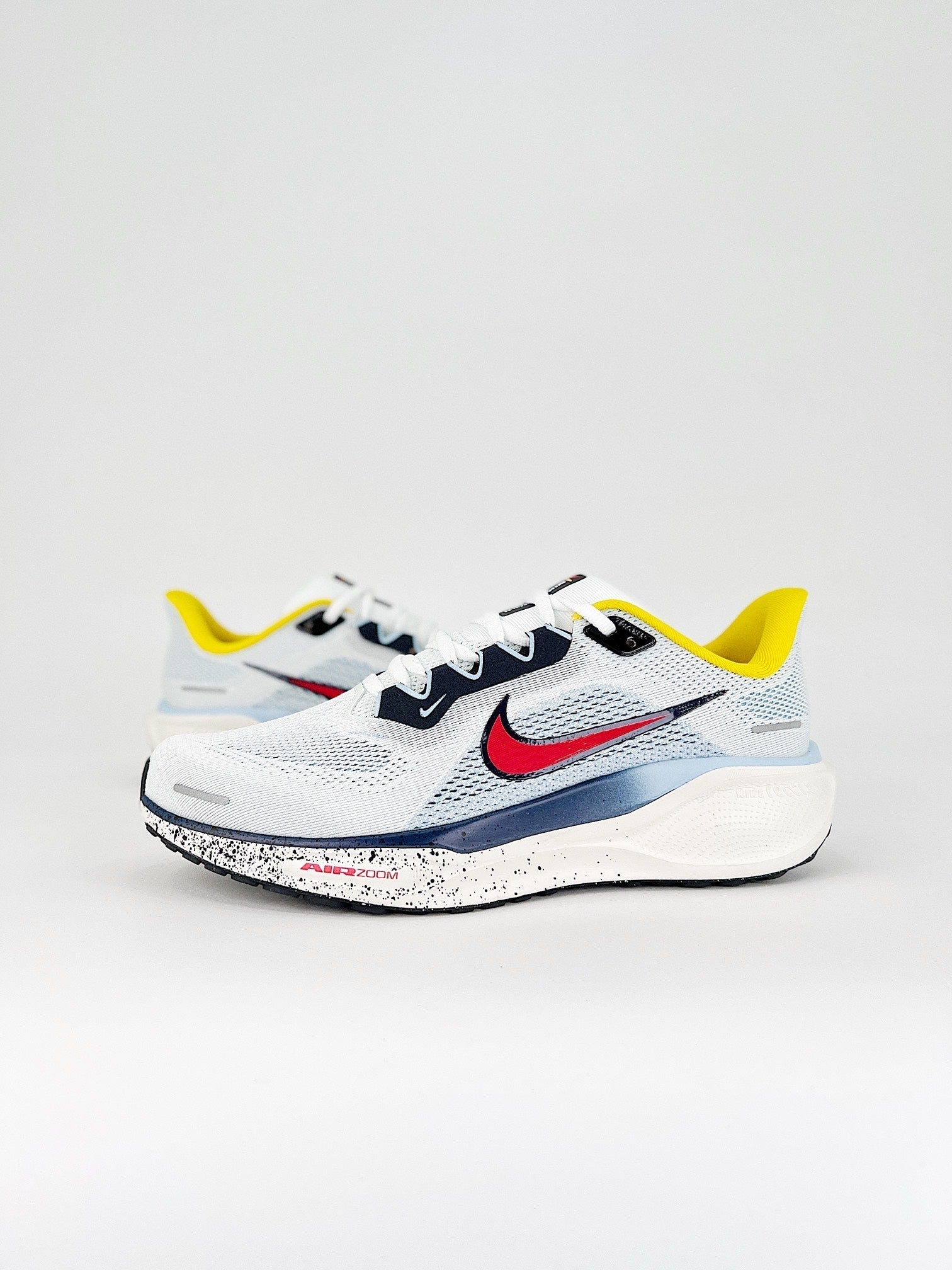 Nike Pegasus 41 - Branco/Azul