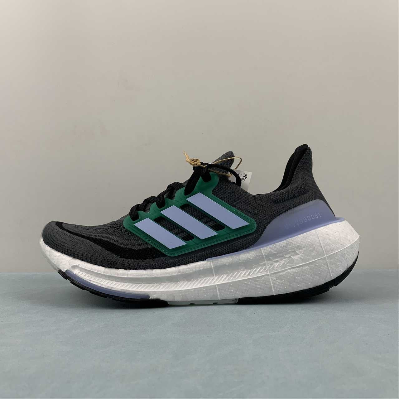 Adidas Ultraboost Light 23 - Preto/Azul/Verde