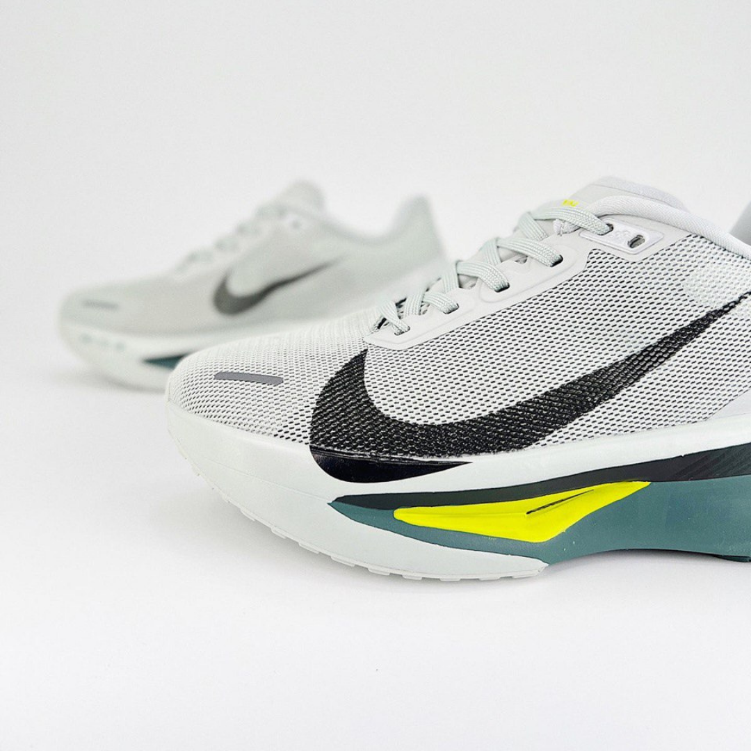 Nike Zoom Fly 6 - Branco e Verde