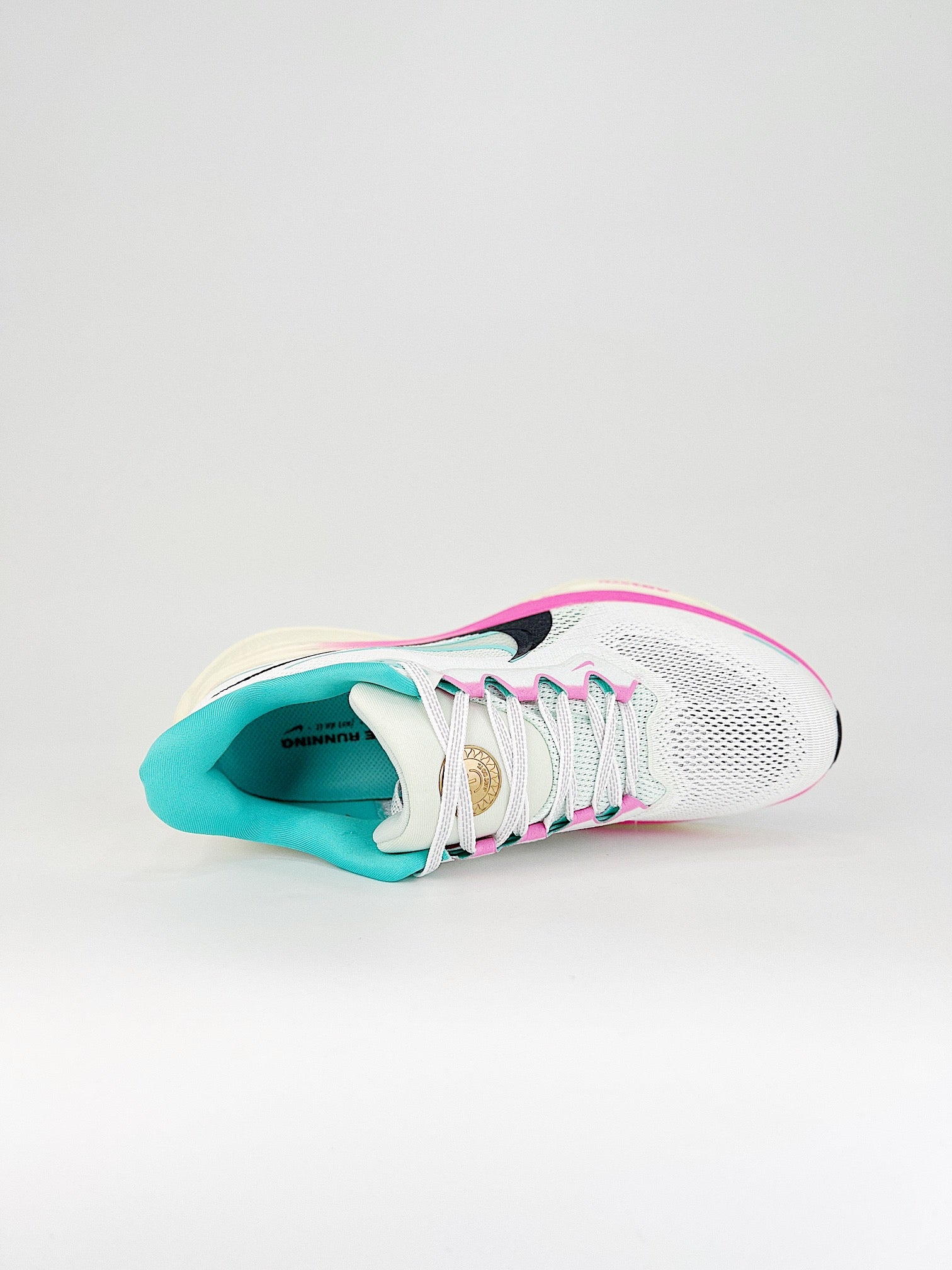 Nike Pegasus 41 - Branco/Azul/Rosa
