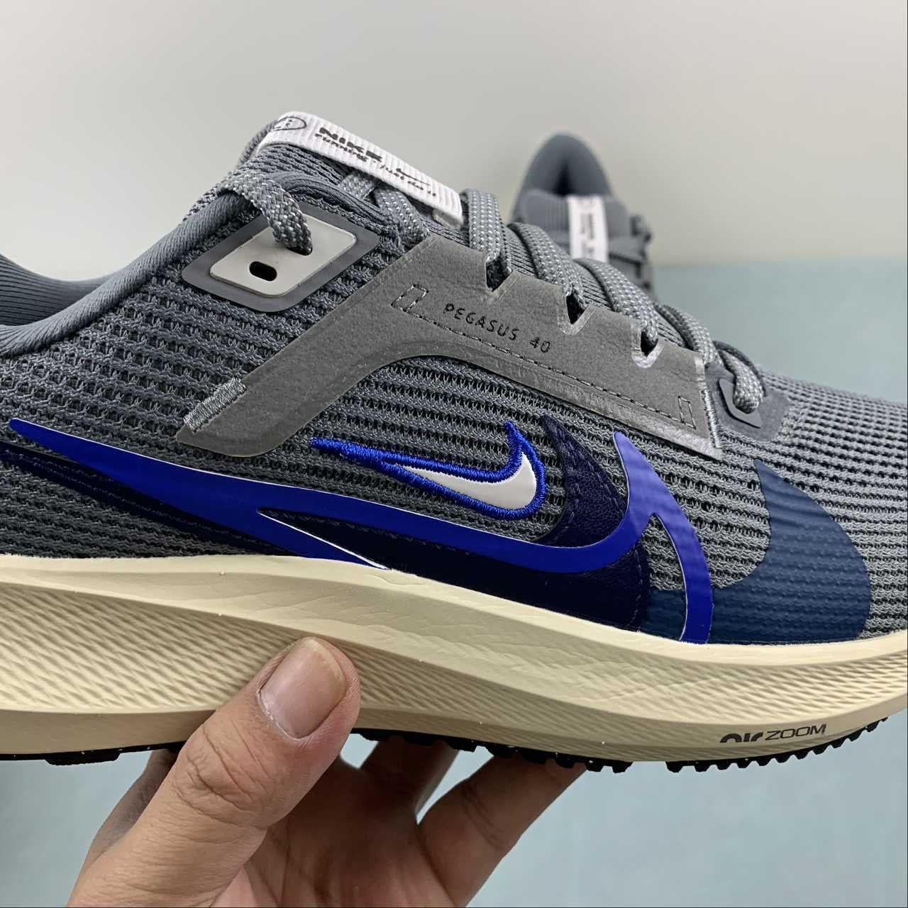 Nike Air Zoom Pegasus 40 - Cinza/Azul
