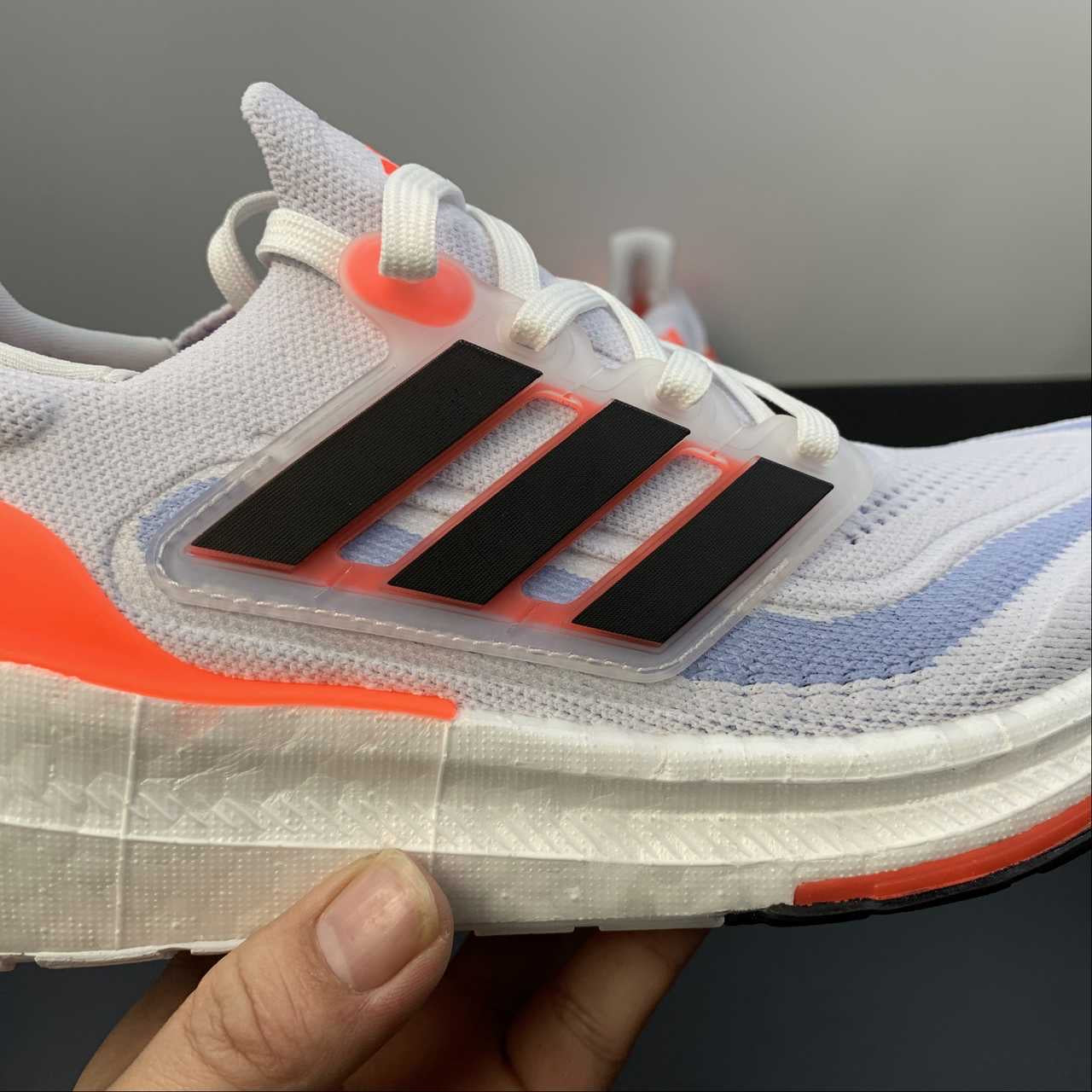 Adidas Ultraboost Light 23 - Lilás/Preto/Laranja