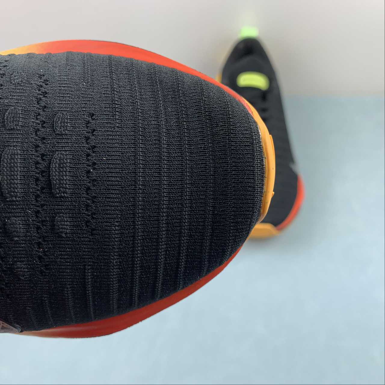 Nike Infinity Run 4 - Preto/Laranja