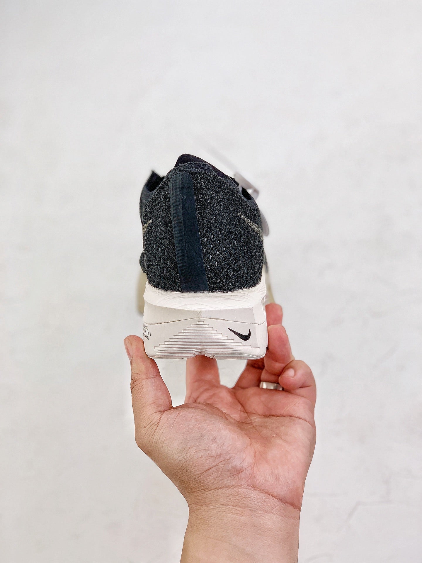Nike Air Zoom X Vaporfly 3 - Preto/Bege